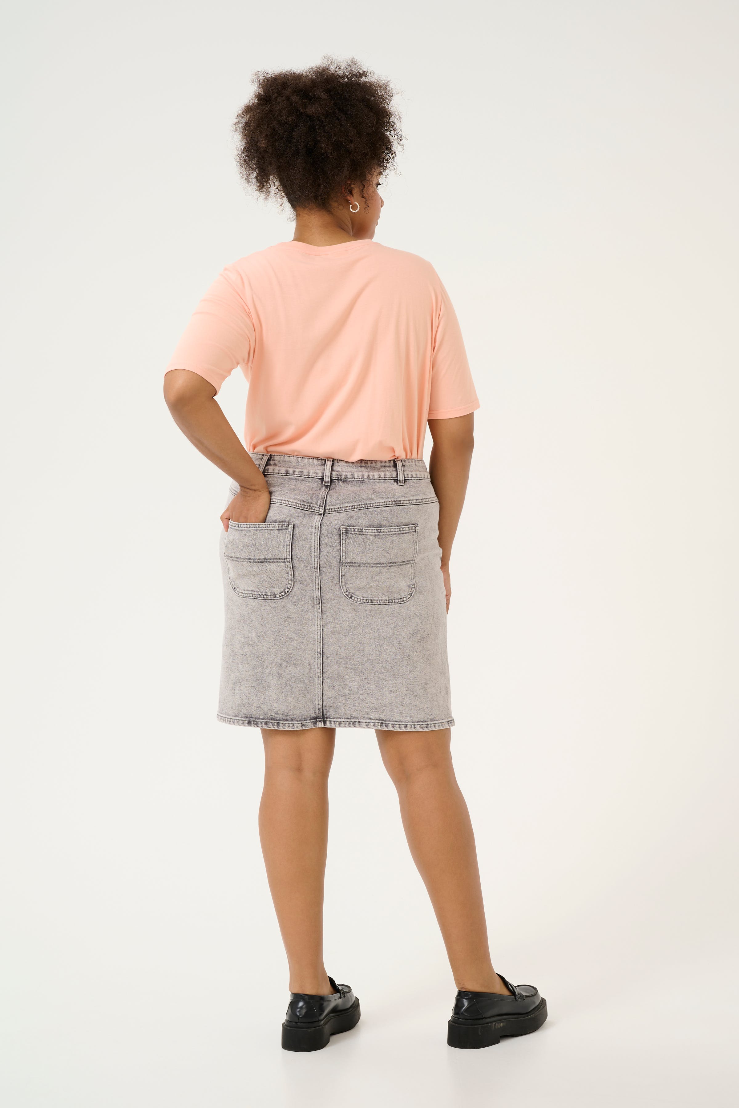 KCamelina Rok LOOKBOOK BACK 10583017-107107