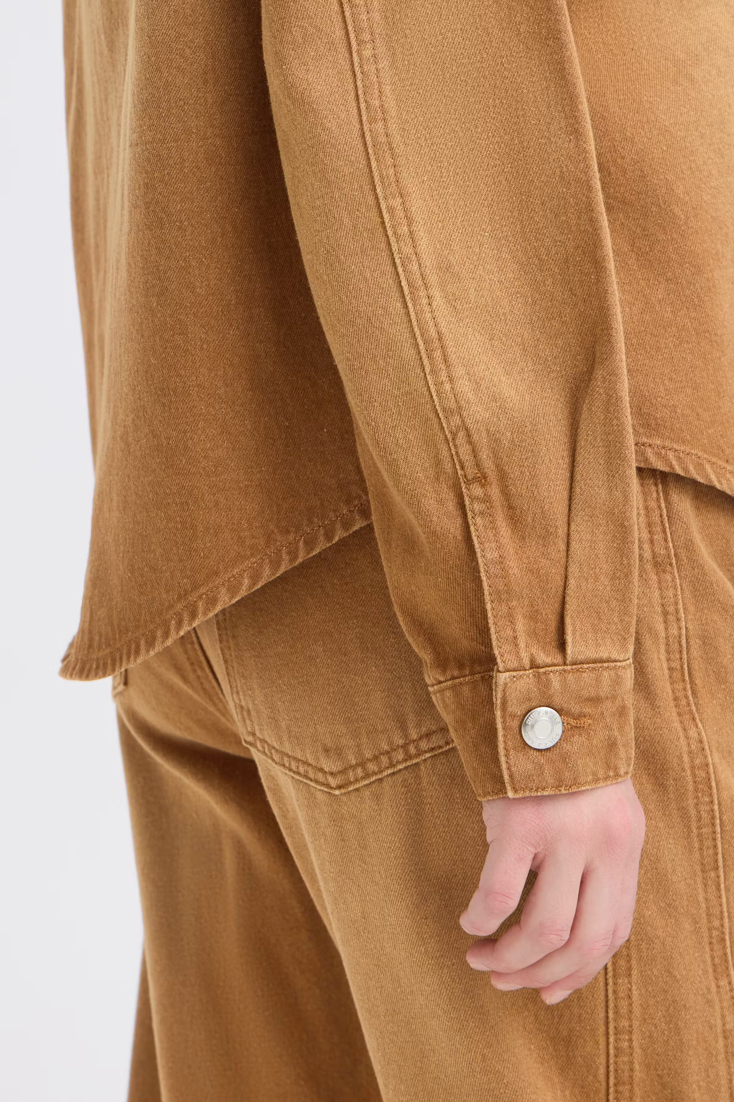 PZDORIT Skjorta LOOKBOOK DETAIL 50210622-181160