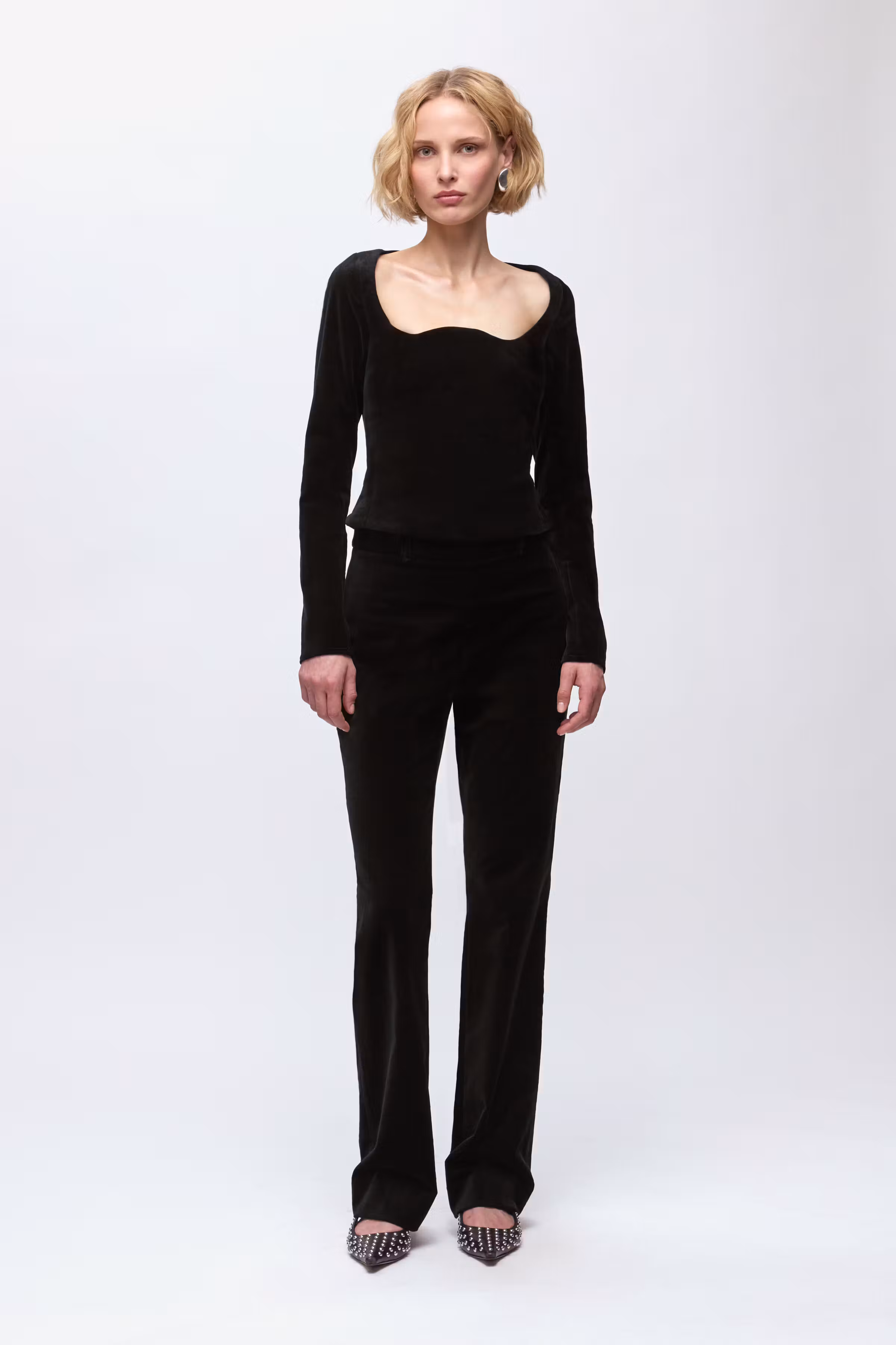 IOTalitha Blouse LOOKBOOK FRONT 30600136-BK999
