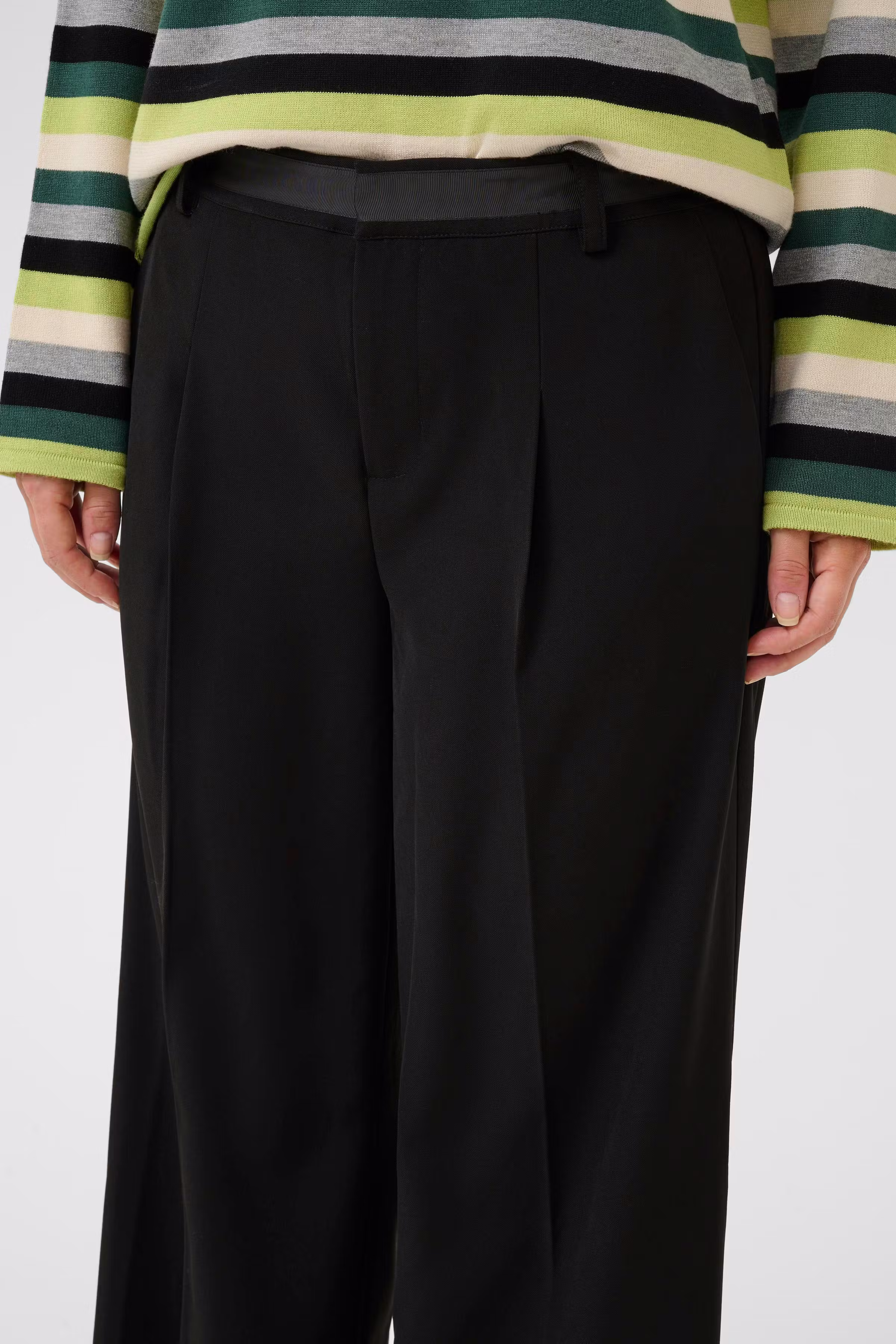 CUannagrethe Dressbukser LOOKBOOK DETAIL 50112212-500012