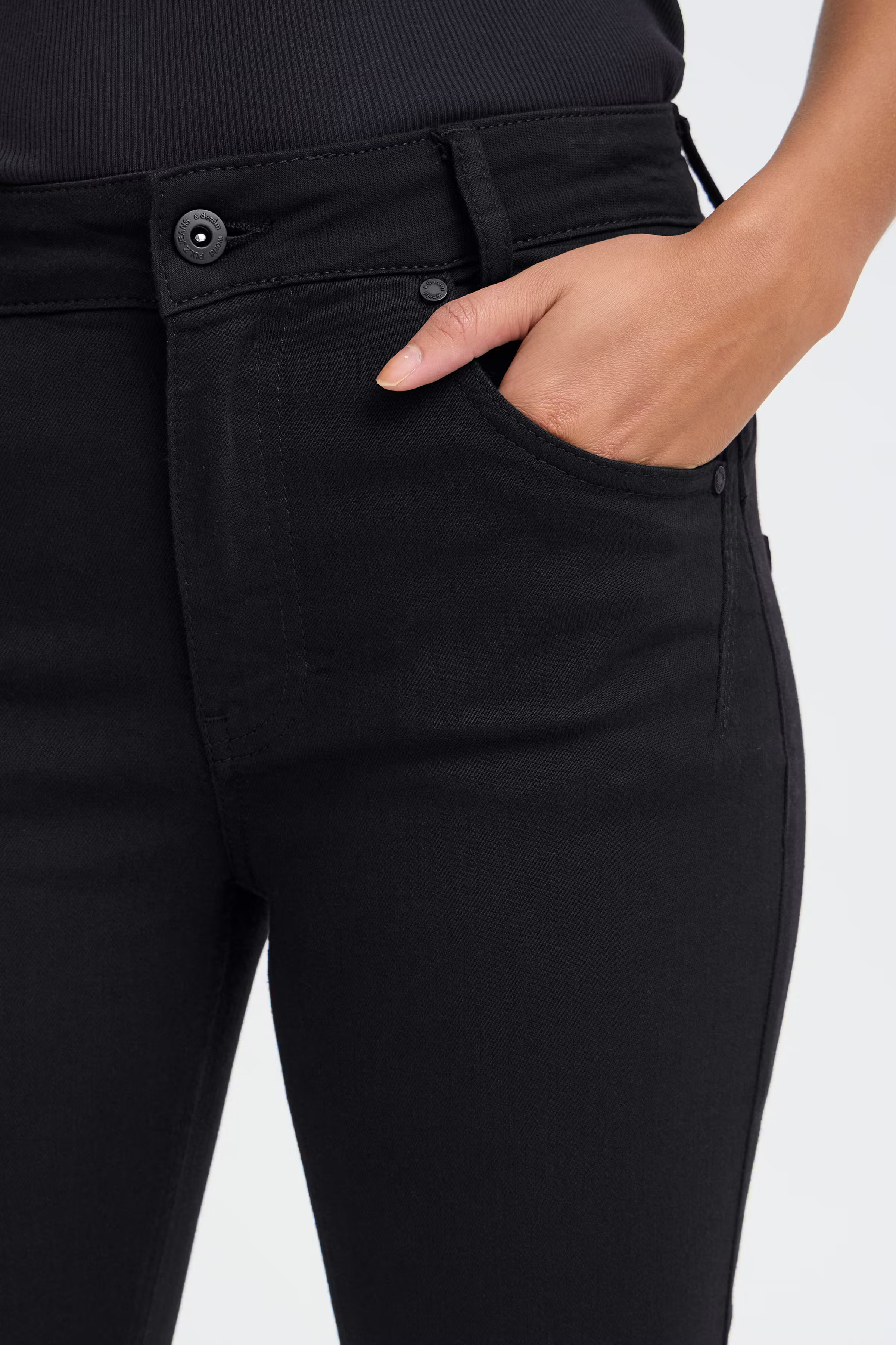 PZCARMEN HW Jeans Skinny Leg LOOKBOOK BACK 50205664-200004