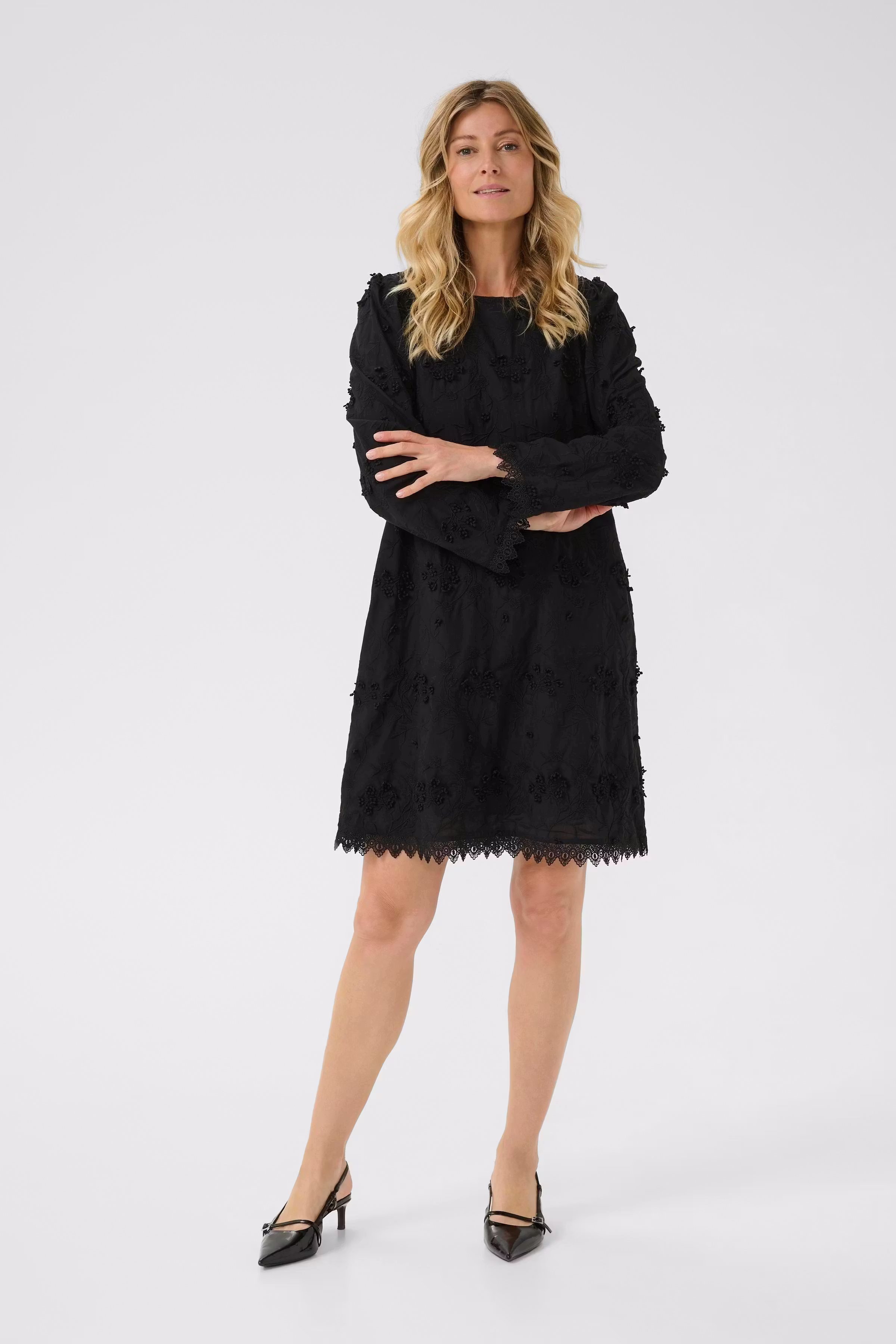 CRHilda Kleid LOOKBOOK FRONT 10614156-100120