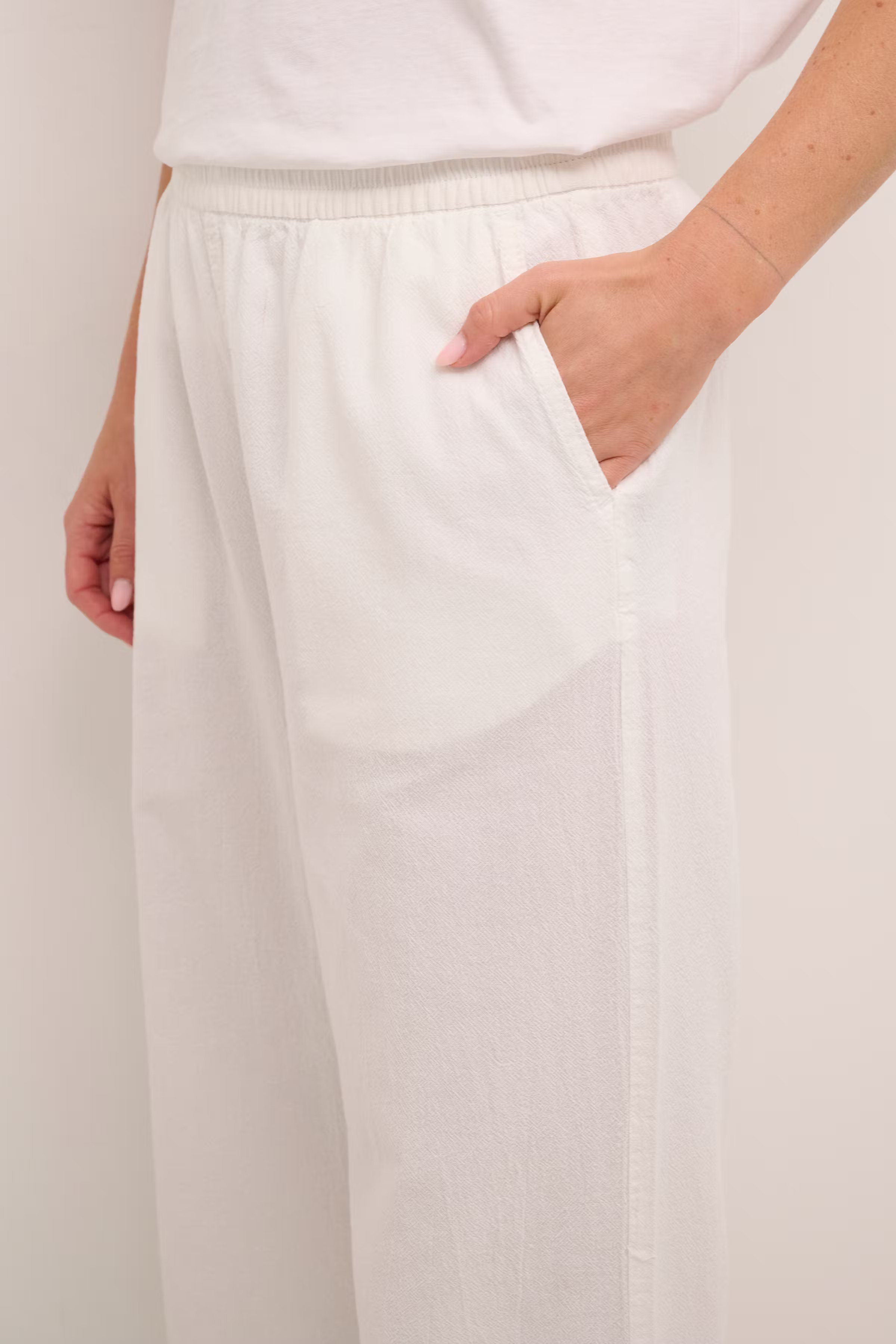 KAnaya Hose LOOKBOOK DETAIL 10507661-110602