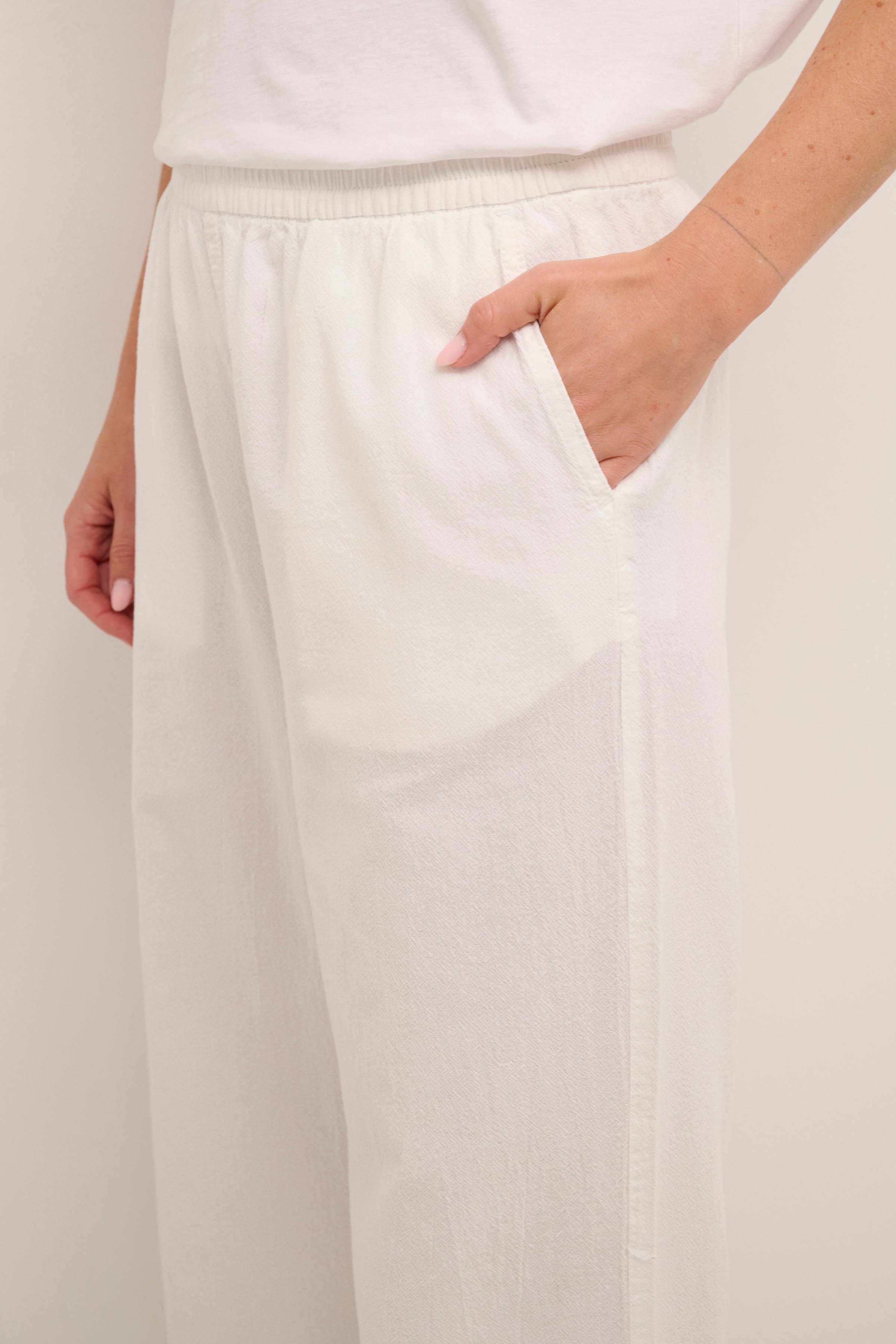 KAnaya Hose LOOKBOOK DETAIL 10507661-110602