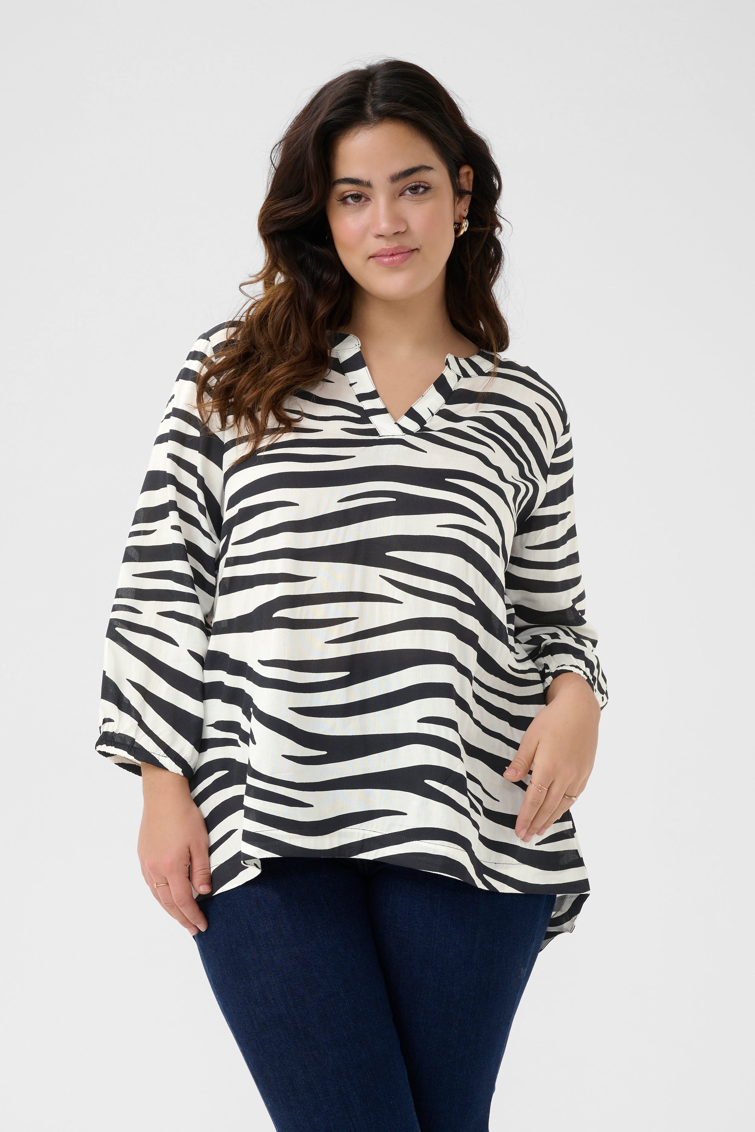 KCjanni Blouse LOOKBOOK FRONT 10583340-107828