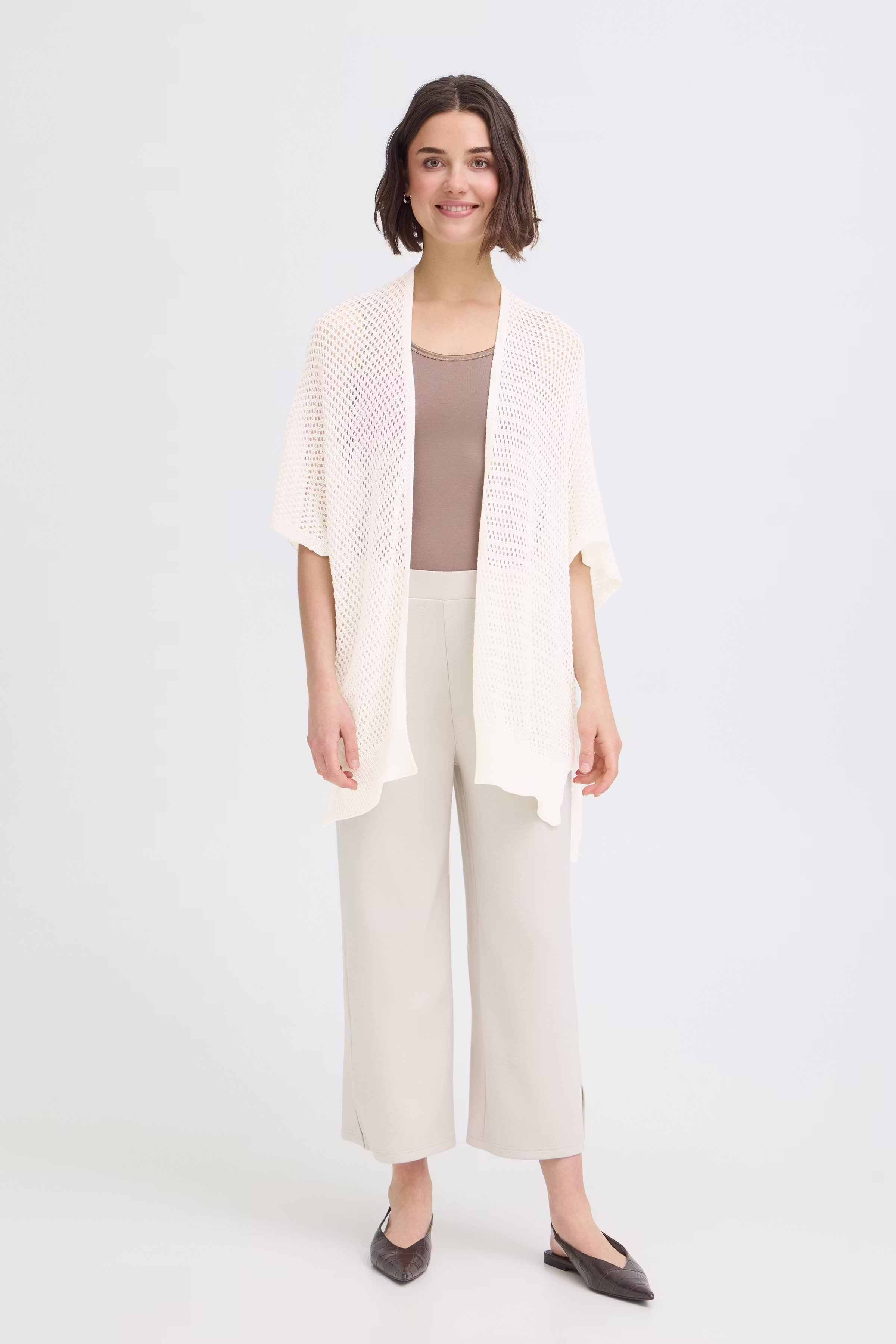 FRANACLARA Poncho LOOKBOOK FRONT 20617954-110701