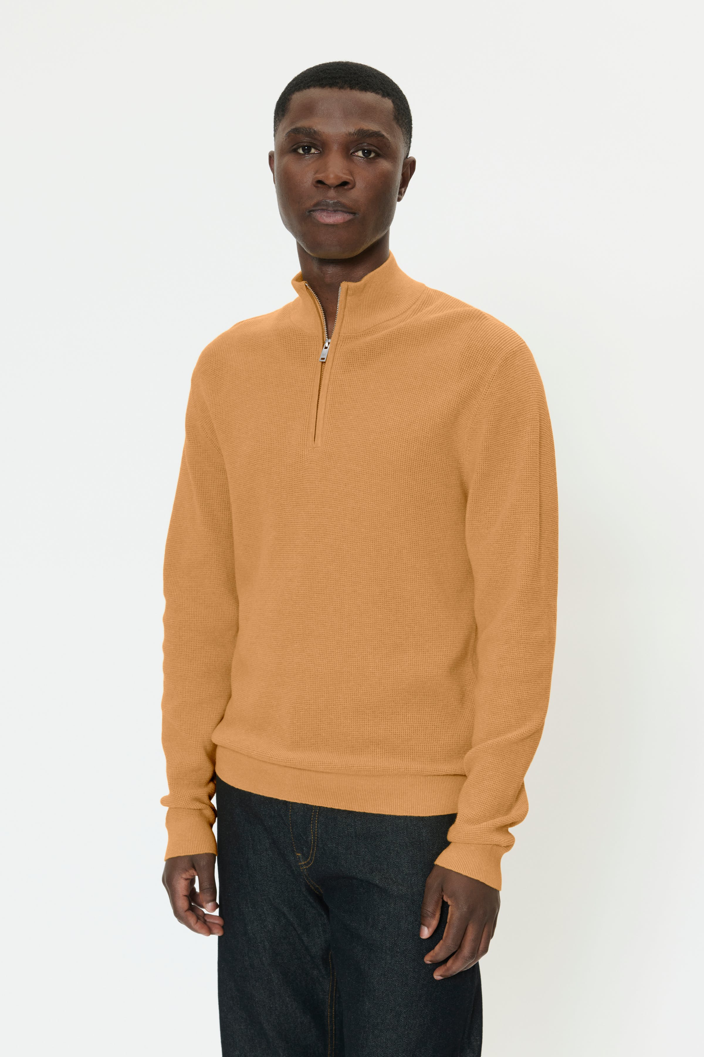 MAlagoon Half-Zip Pullover LOOKBOOK FRONT 30207192-130939