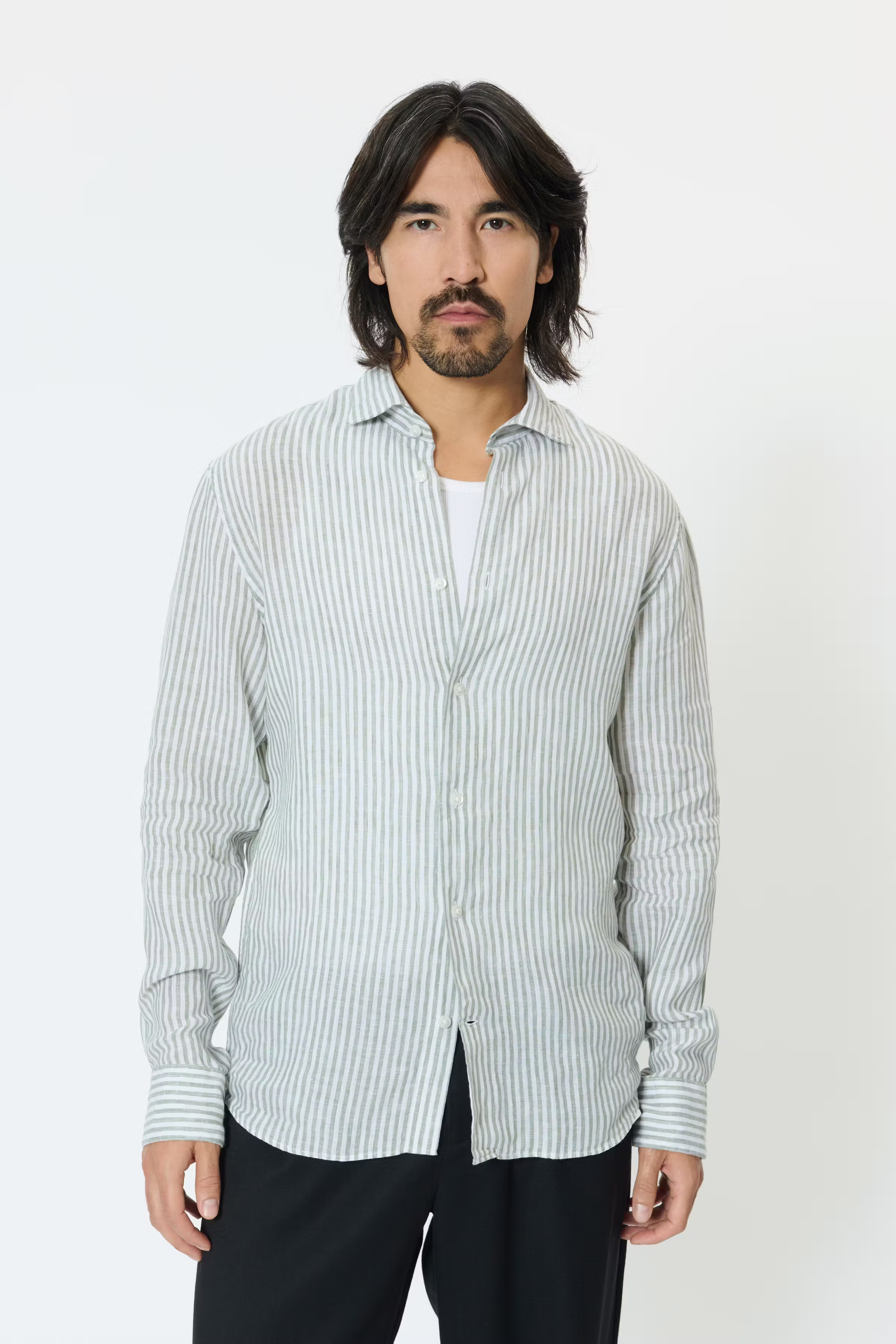 MAmarc Linen Shirt LOOKBOOK FRONT 30207239-176212