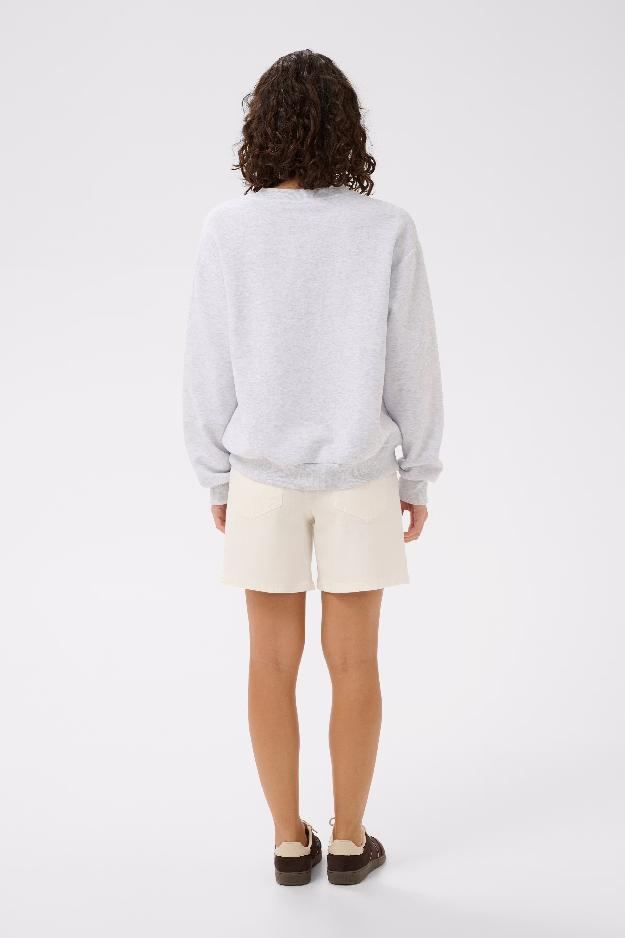 KAmelody Sweatshirt LOOKBOOK BACK 10511456-100126