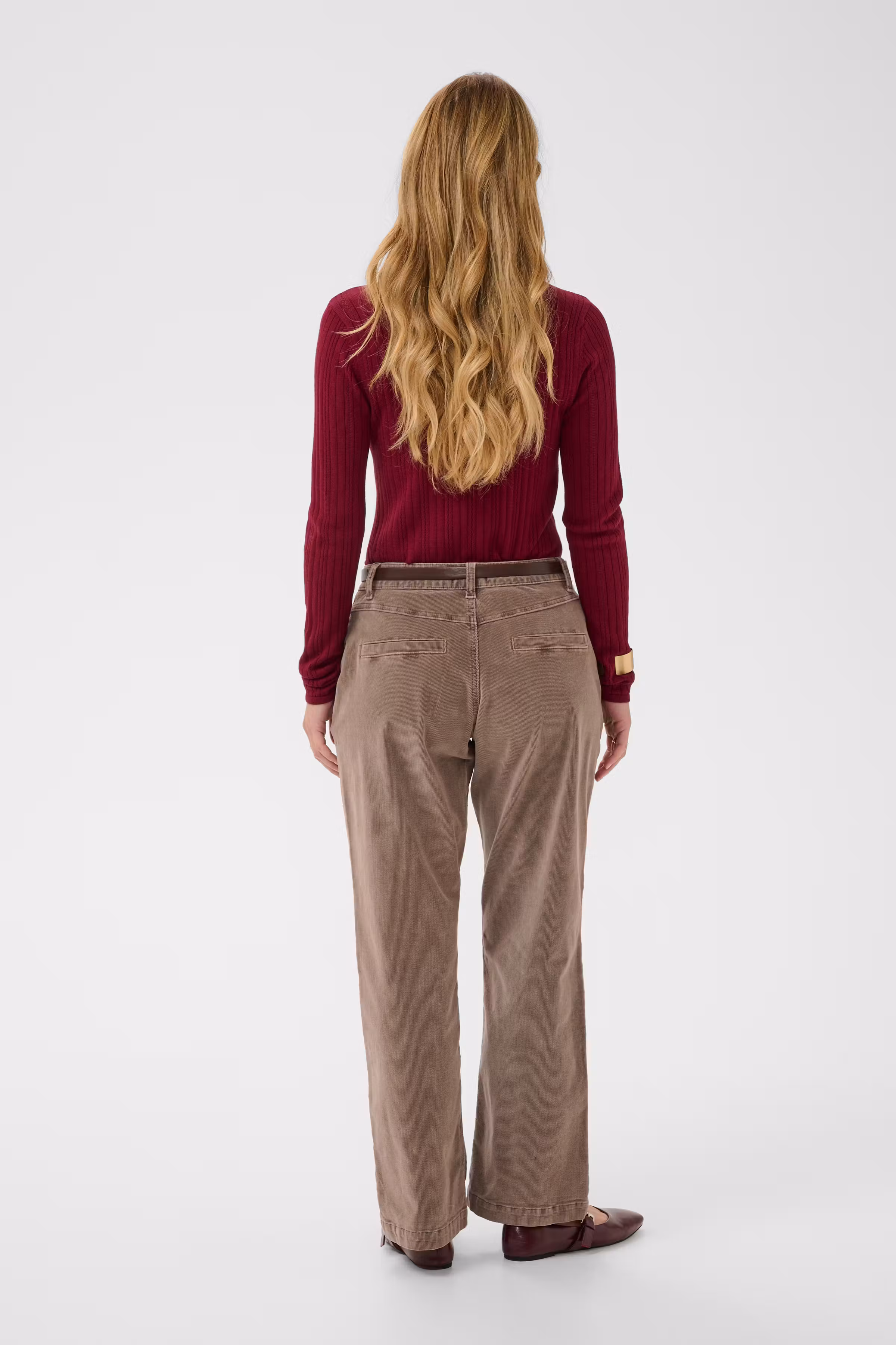 CRBrady Hose LOOKBOOK BACK 10615341-171409