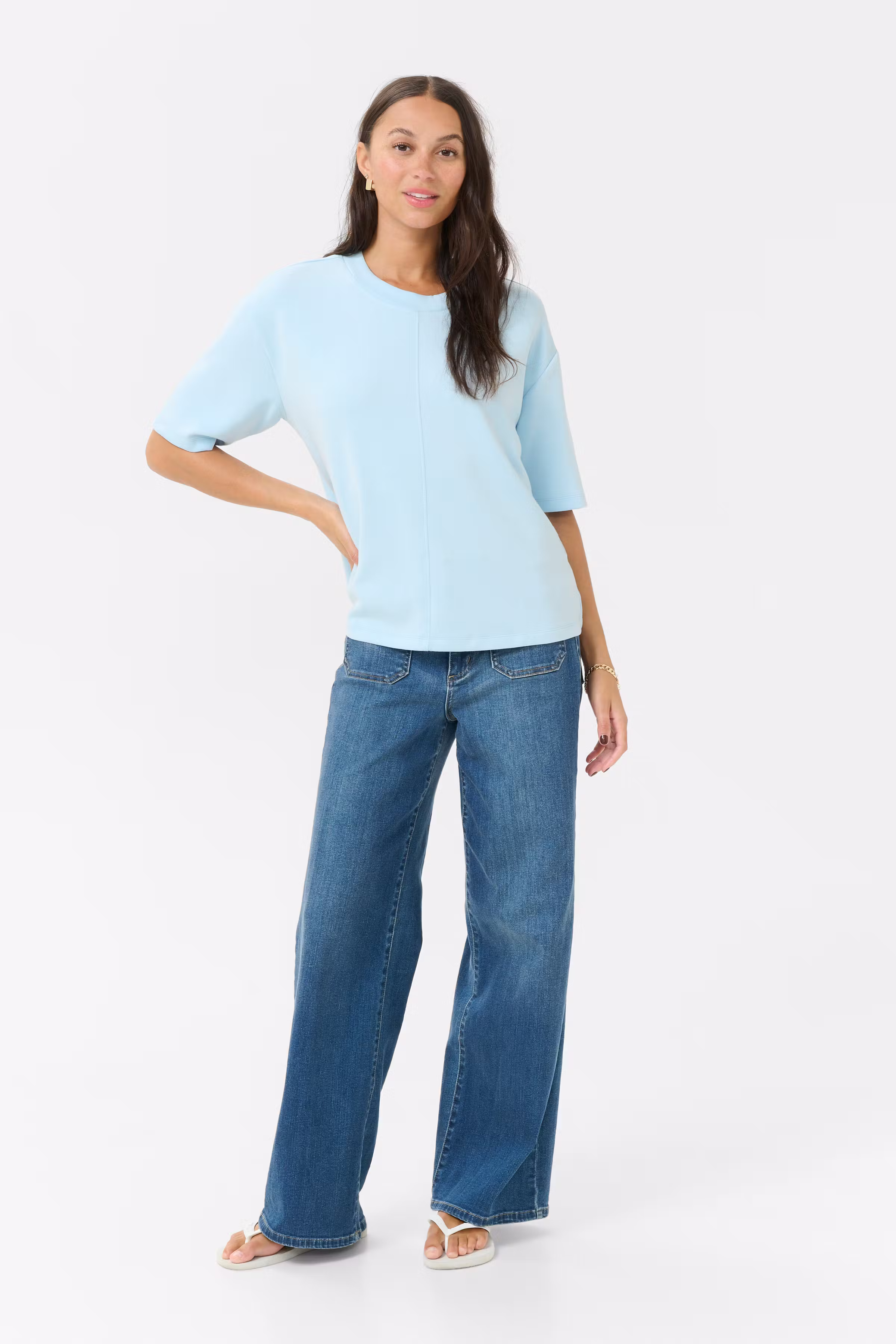 KAannika T-shirt LOOKBOOK FRONT 10510003-144005