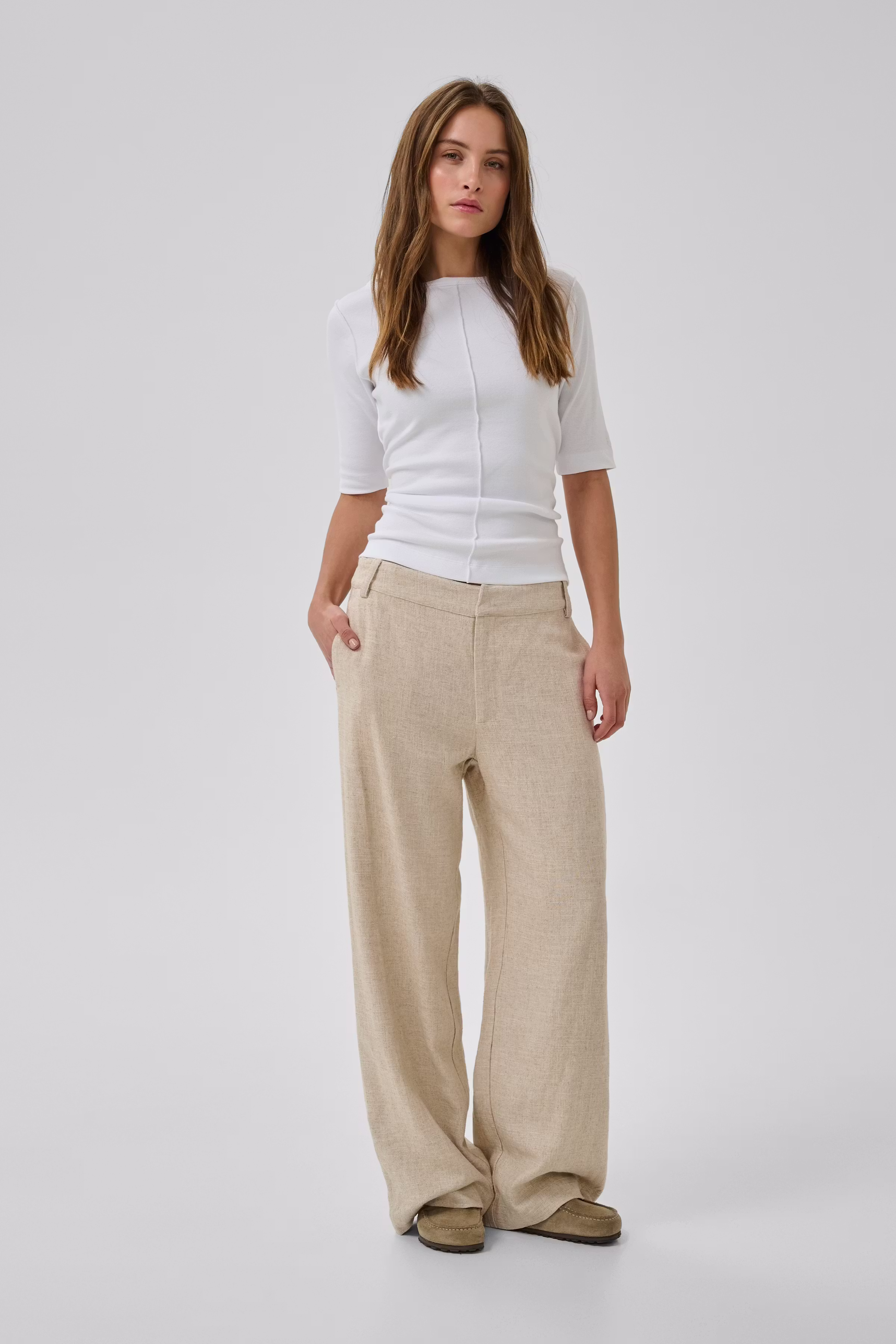 MandyMW T-shirt LOOKBOOK FRONT 10705169-110601