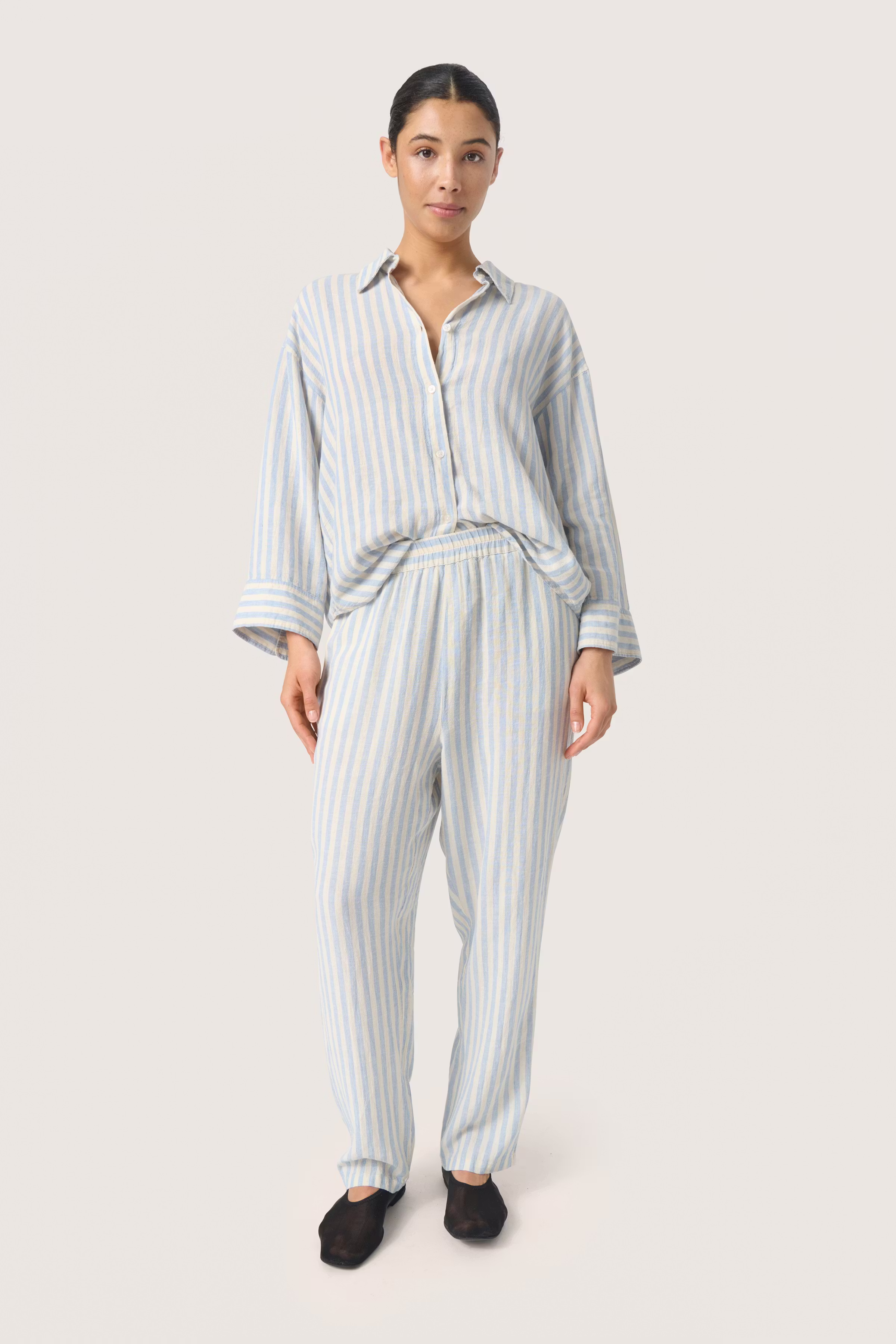 SLBelira Lin Bukser LOOKBOOK FRONT 30407608-302865