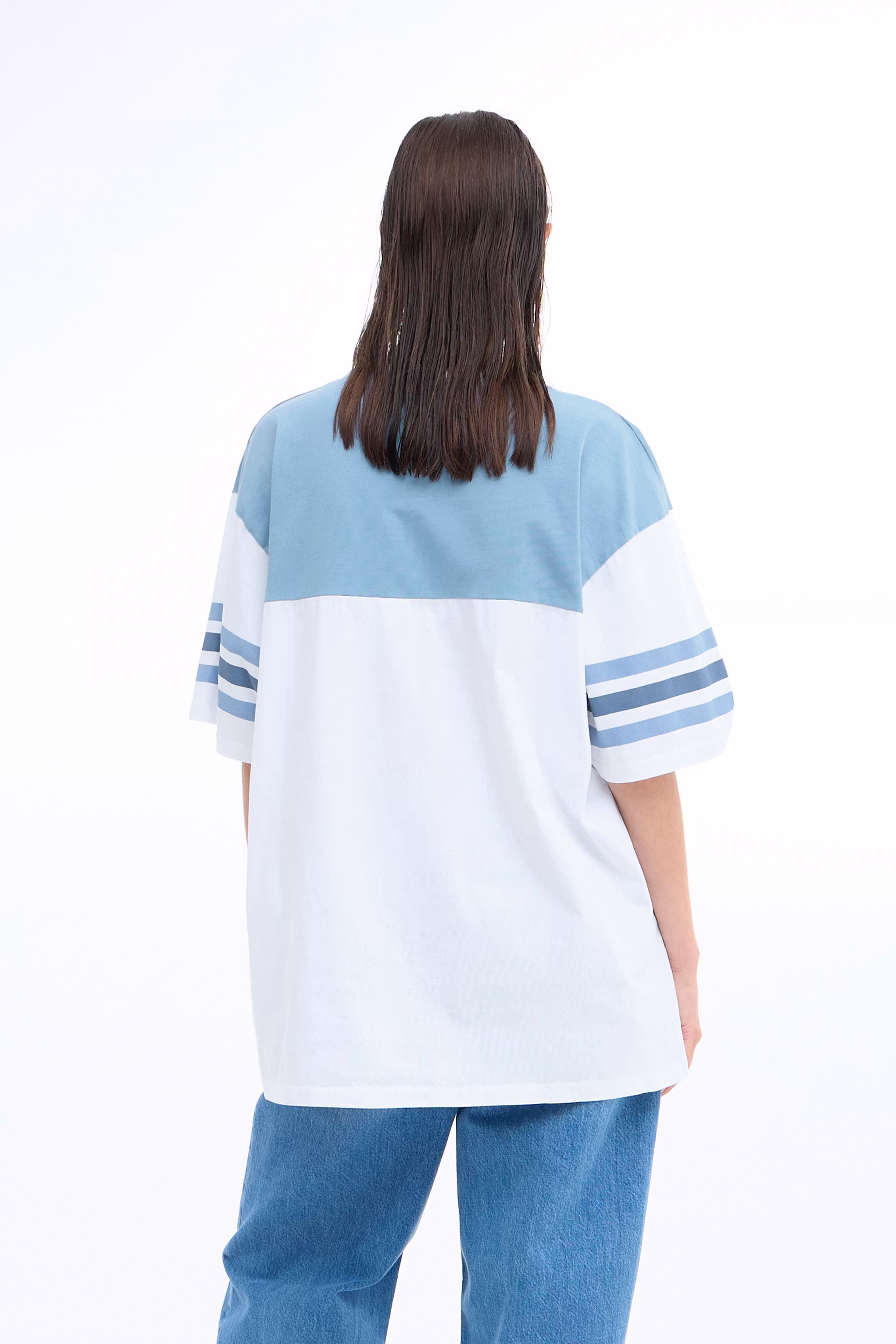 BAADAMS T-shirt LOOKBOOK BACK 50405013-164021