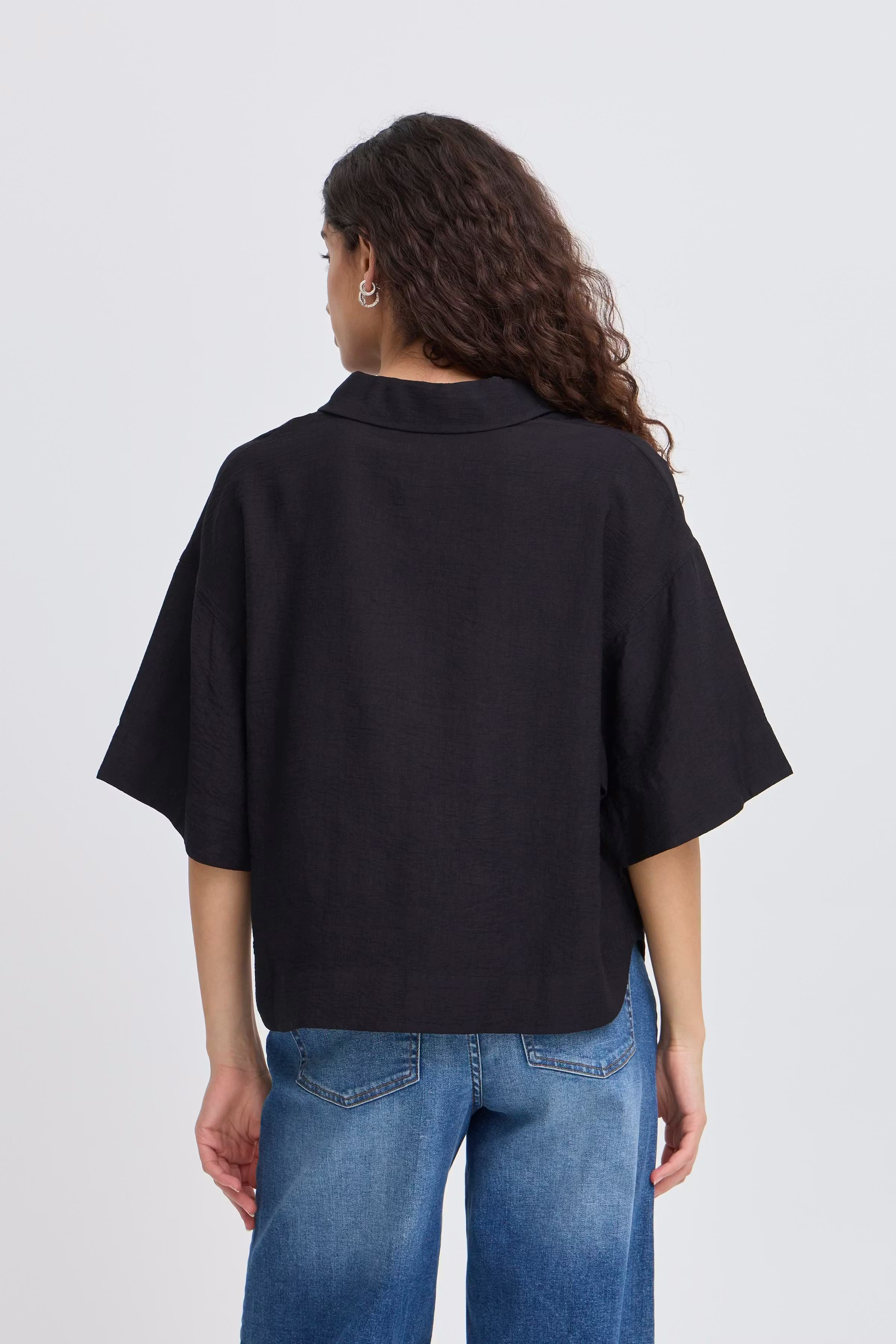 IHFAZIMA Overhemd LOOKBOOK BACK 20124200-194008