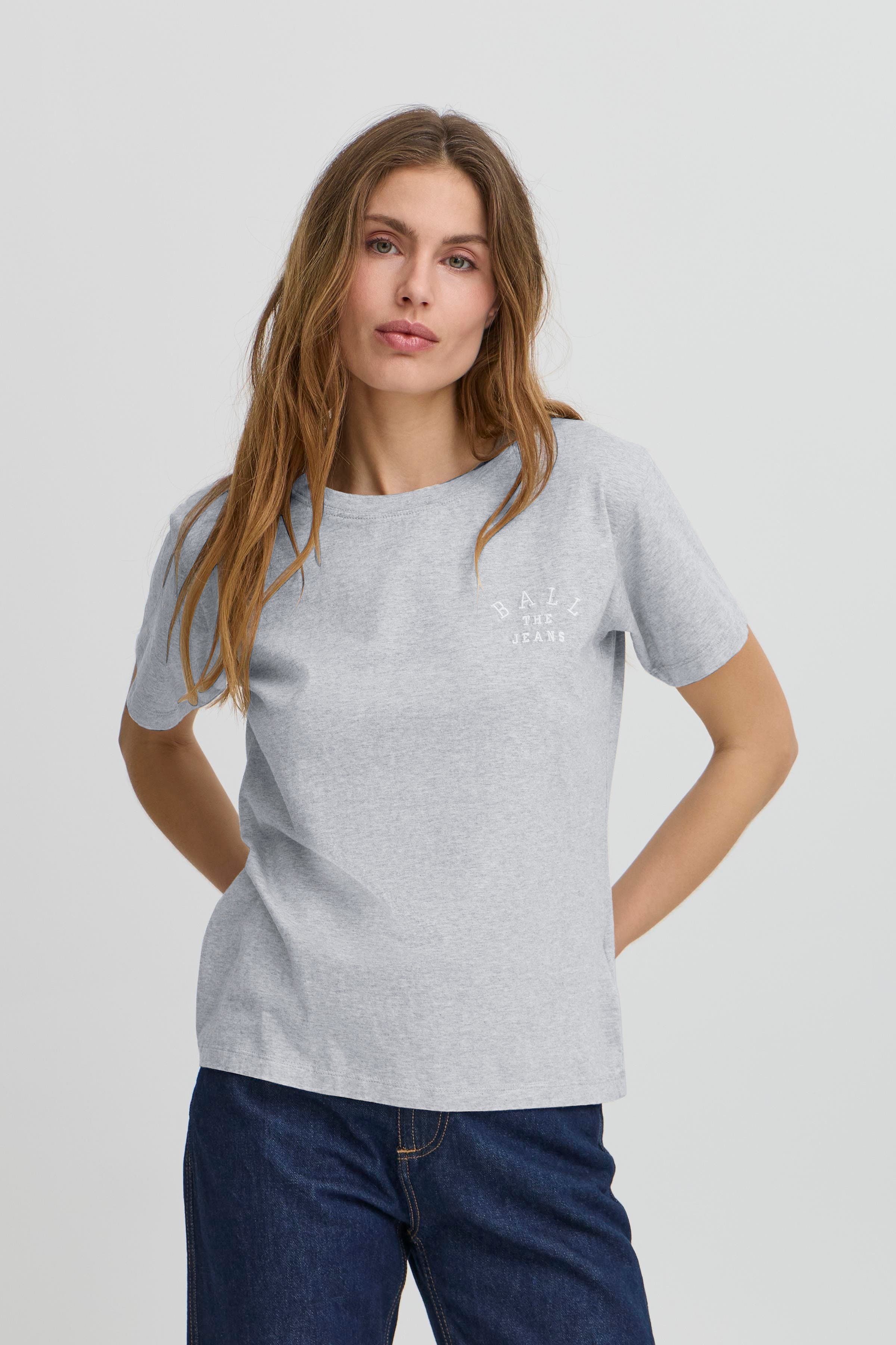 BASAVONA T-shirt LOOKBOOK FRONT 50405152-204054