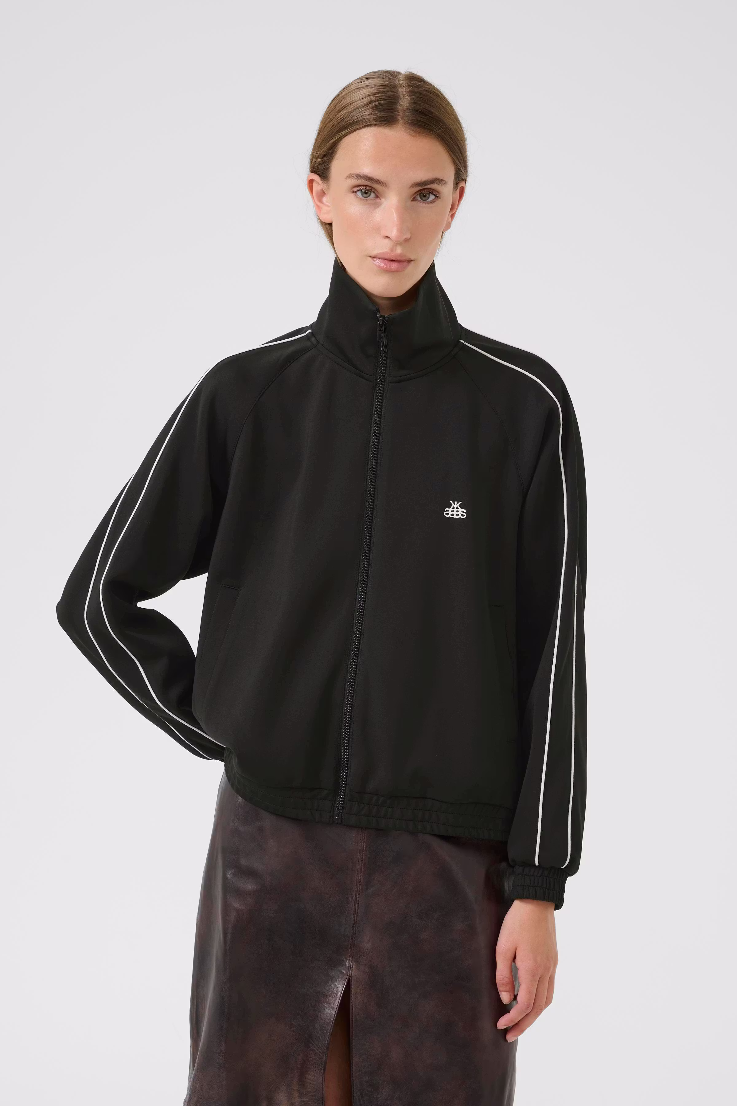 KBBarbara Sweatshirt LOOKBOOK FRONT 10105594-194008