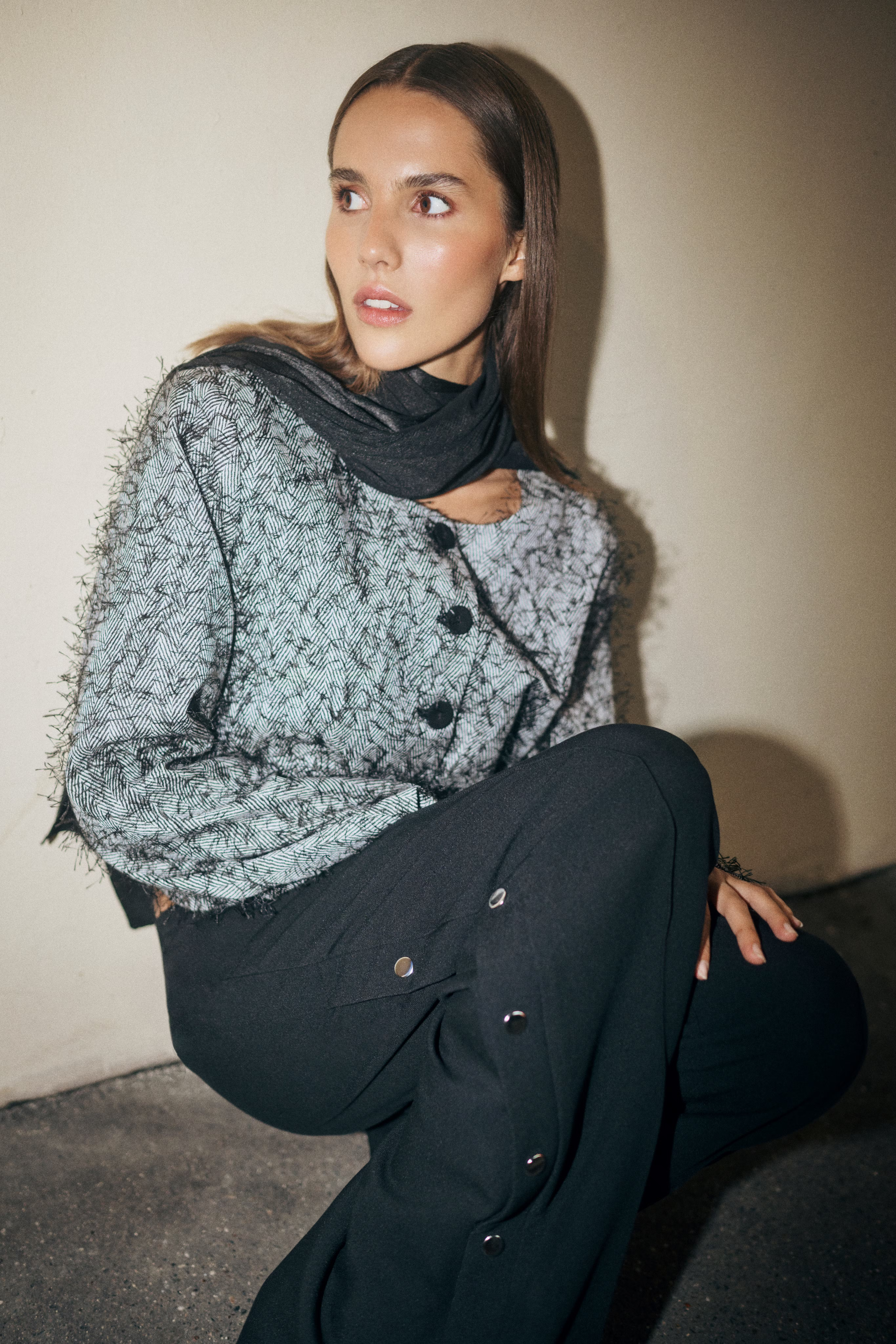 KBCora Blazer LOCATION NONE 10105689-185206