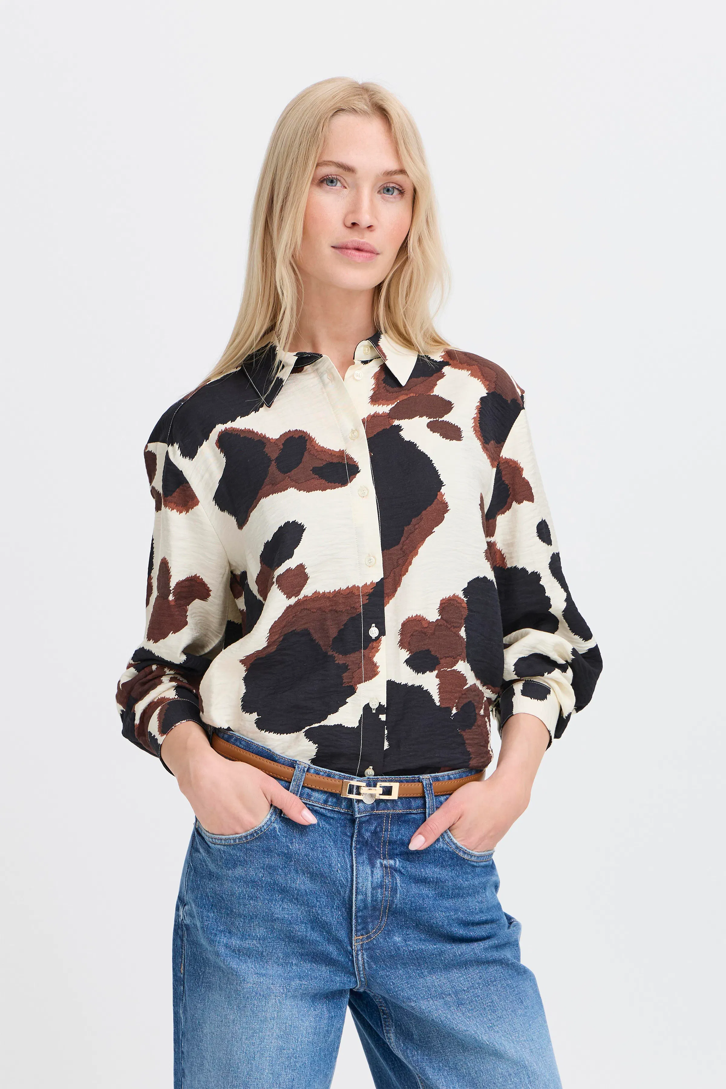 BYVIZANA Belte LOOKBOOK FRONT 20818193-181031
