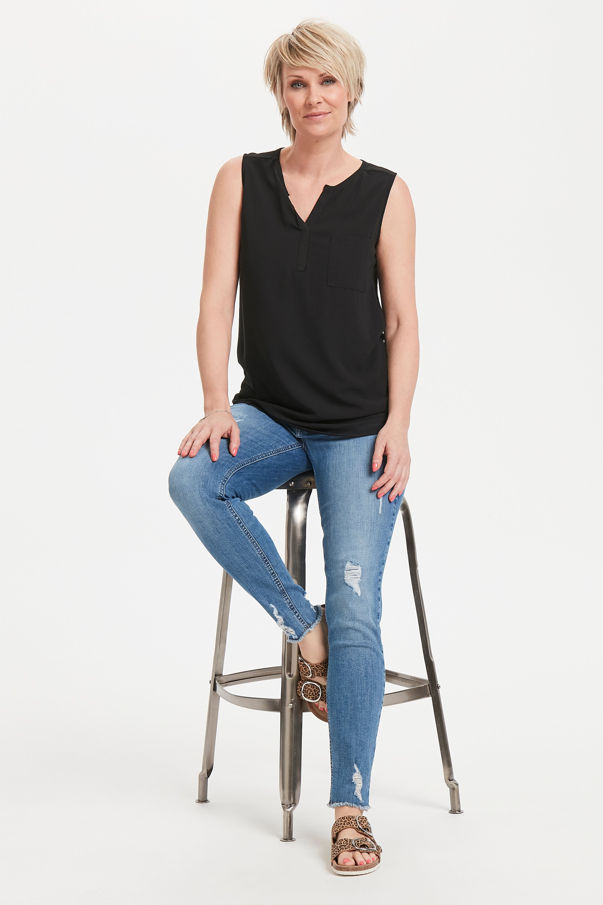 Top LOOKBOOK FRONT 20604373-60096