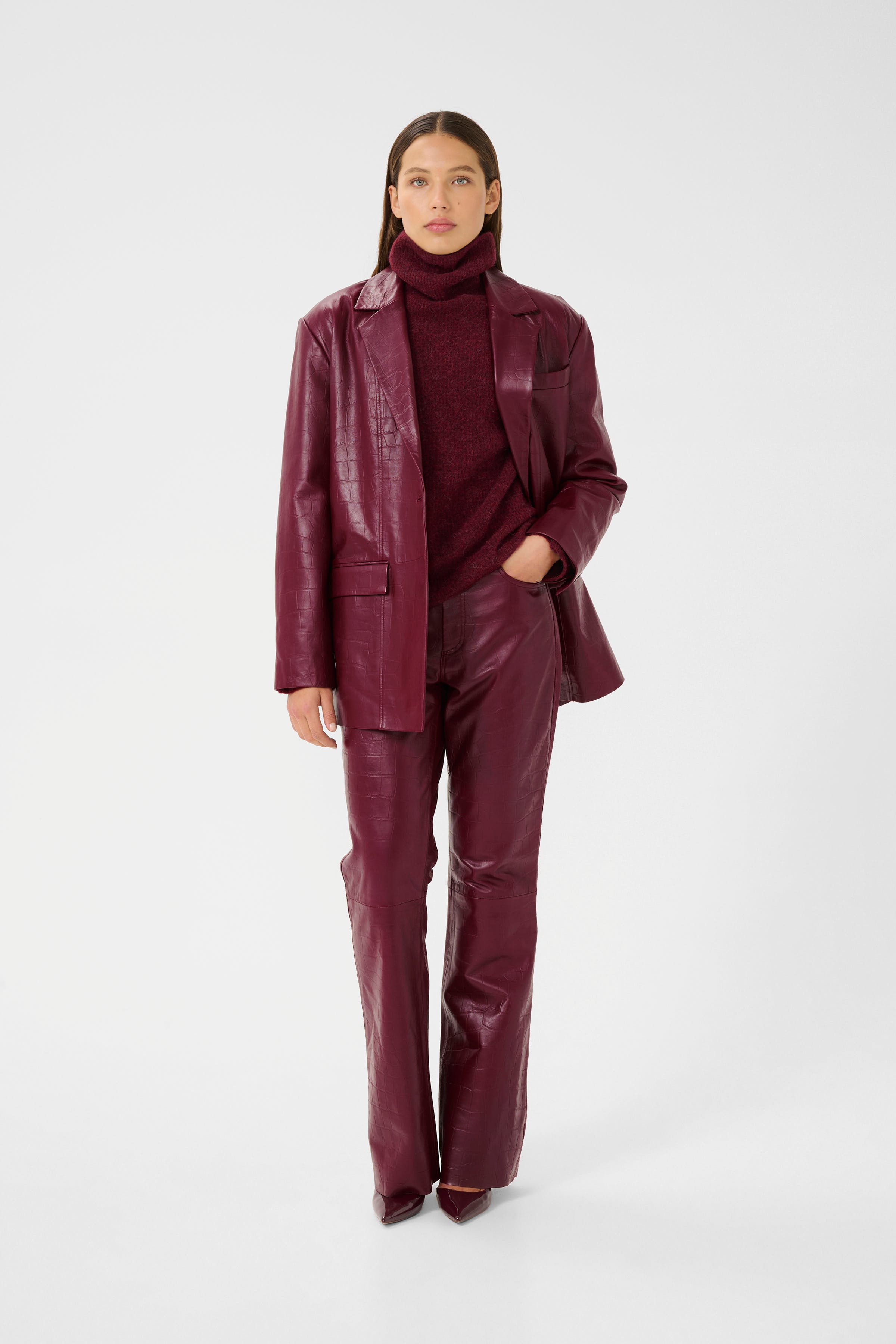 EmiolaGZ Leather pants LOOKBOOK FRONT 10909798-106643