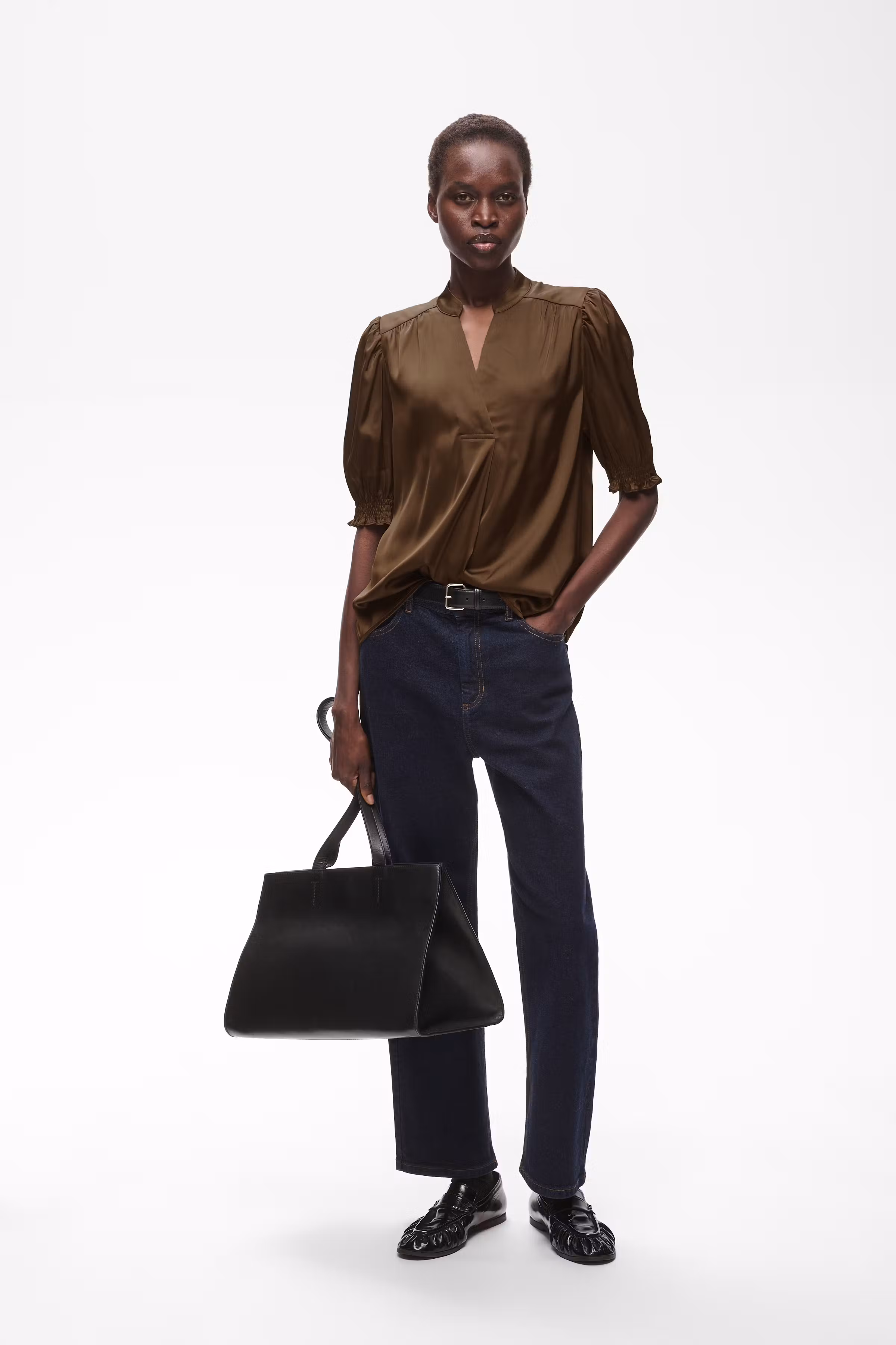 IdinaIW Blouse LOOKBOOK FRONT 30111037-191109