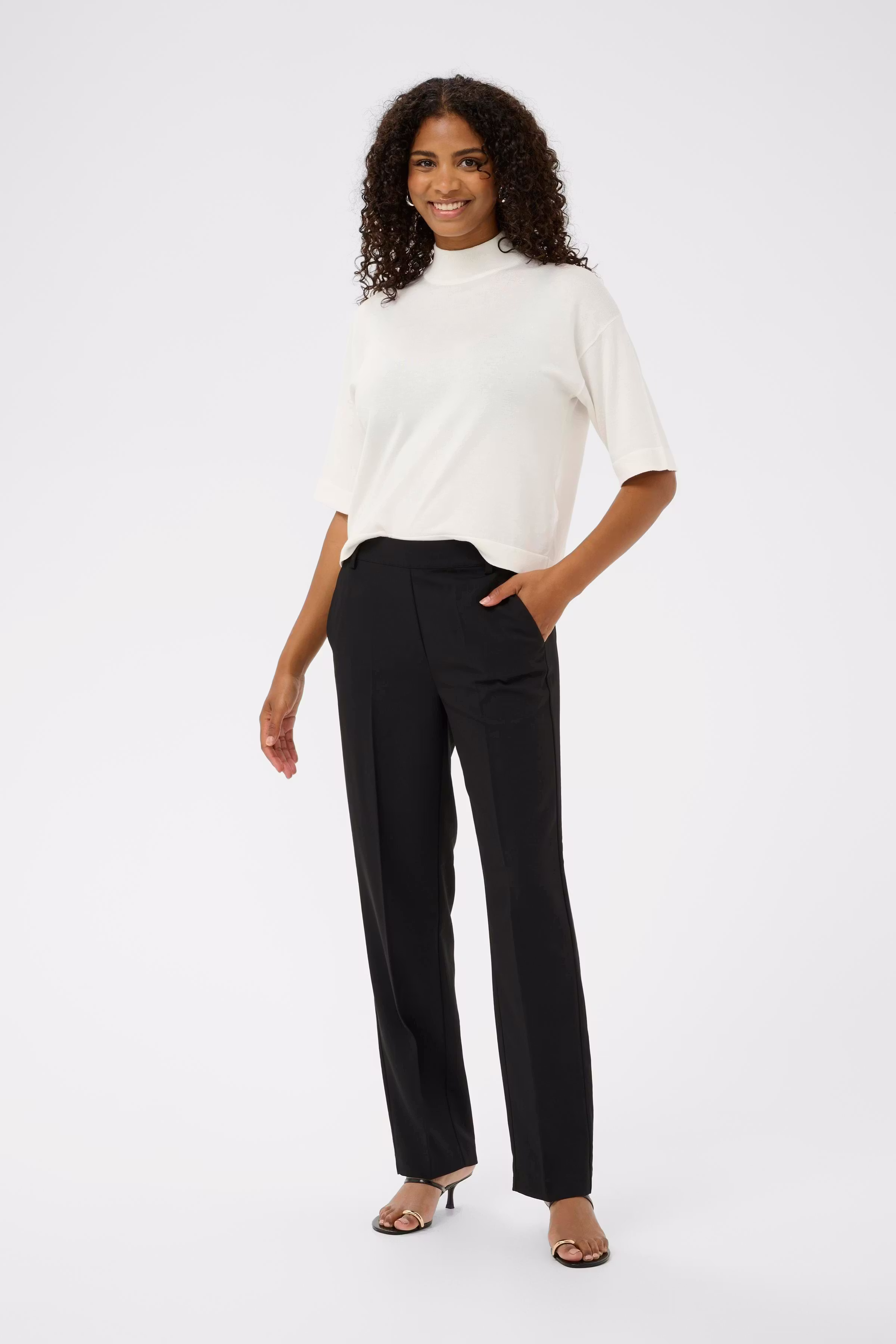 KAsakura Lange Hose LOOKBOOK FRONT 10506858-100121