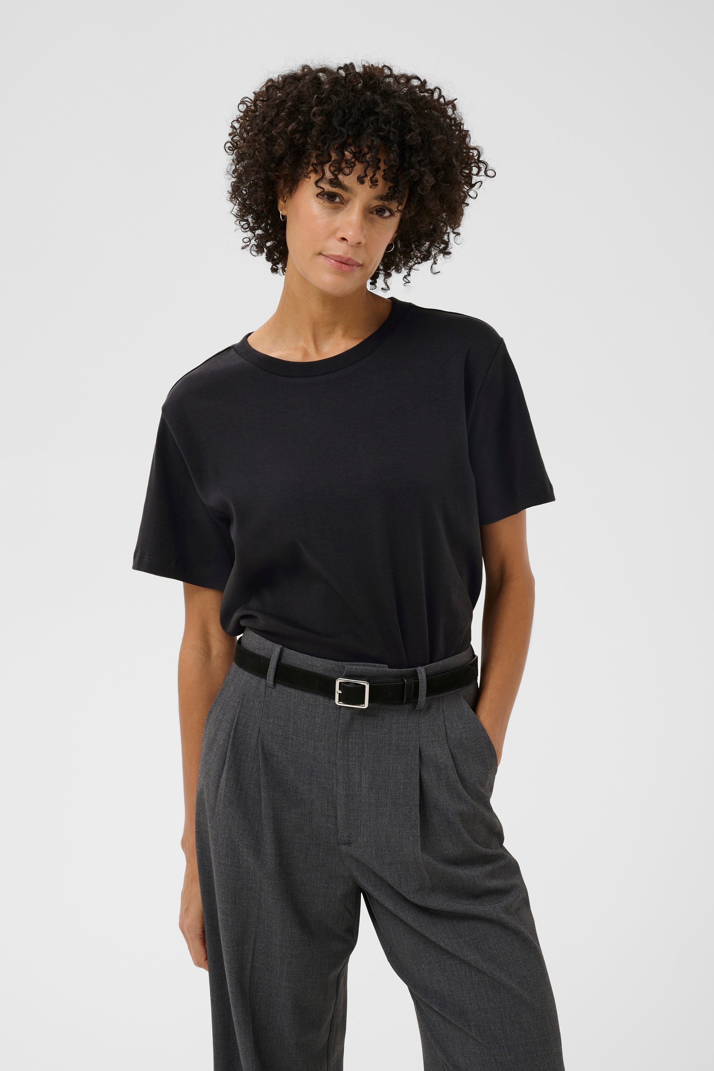 AnnePW T-shirt LOOKBOOK FRONT 30308060-194008