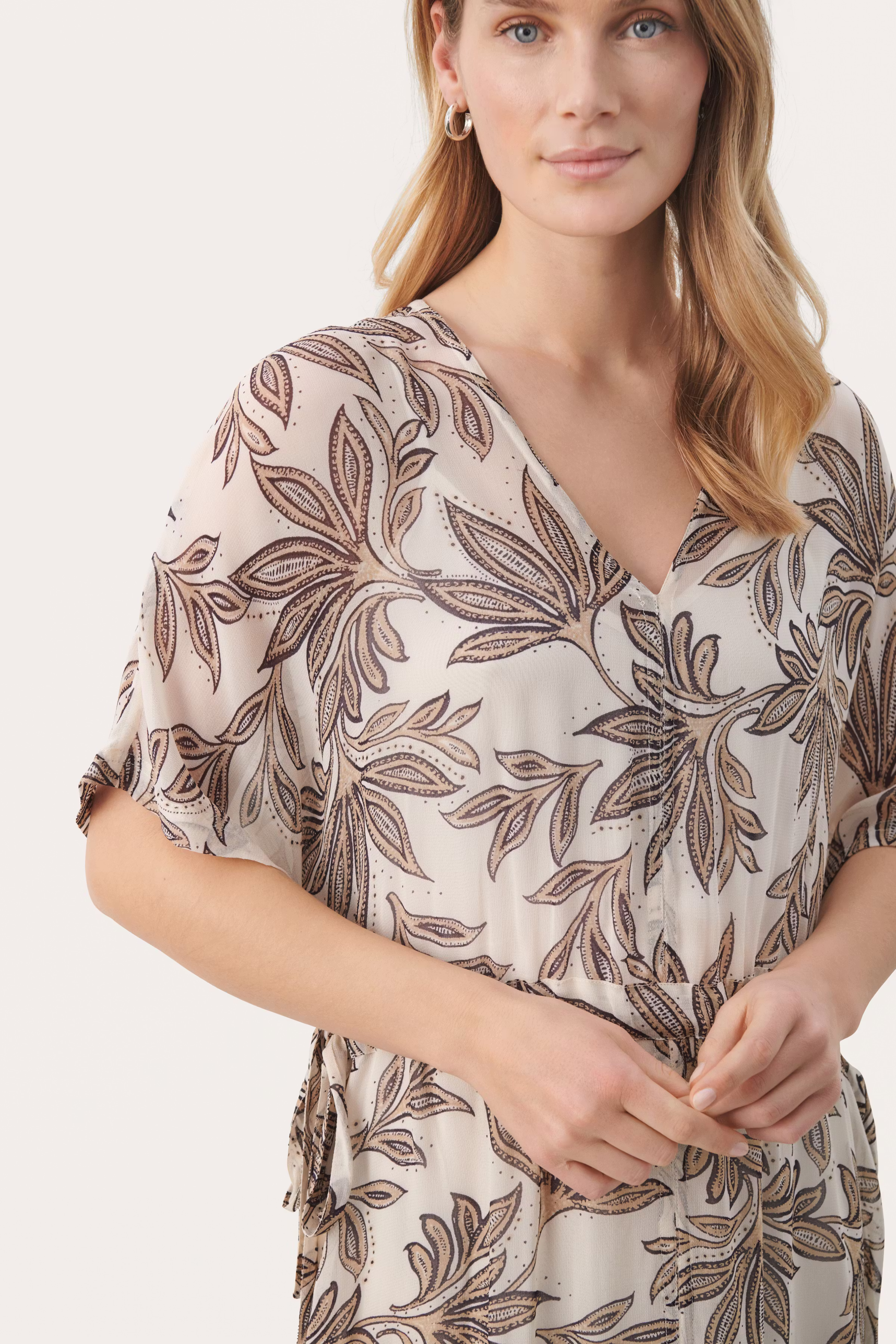 GuldinePW Kort klänning LOOKBOOK DETAIL 30308748-302955