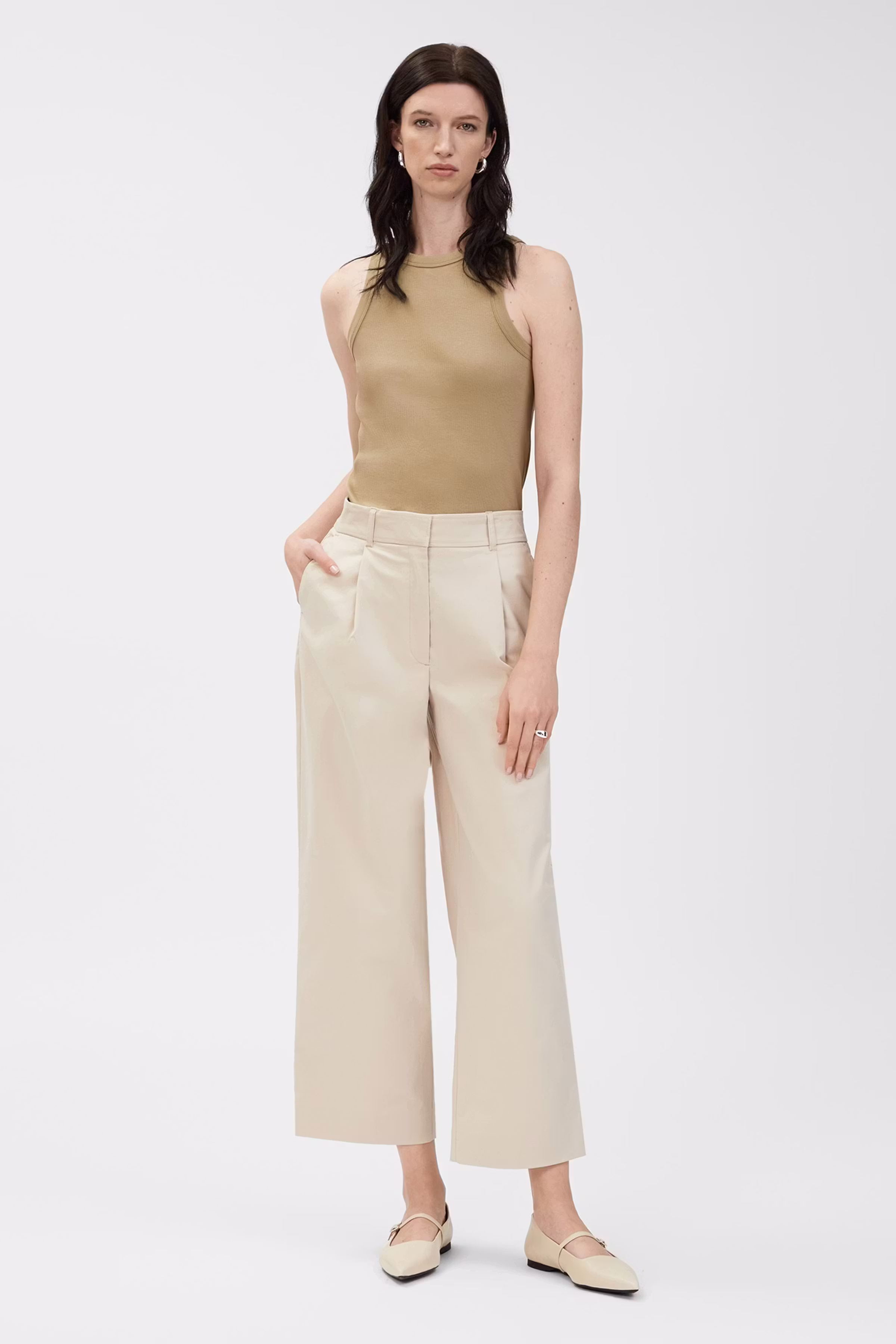 KLARA Top LOOKBOOK FRONT 30600447-GR548