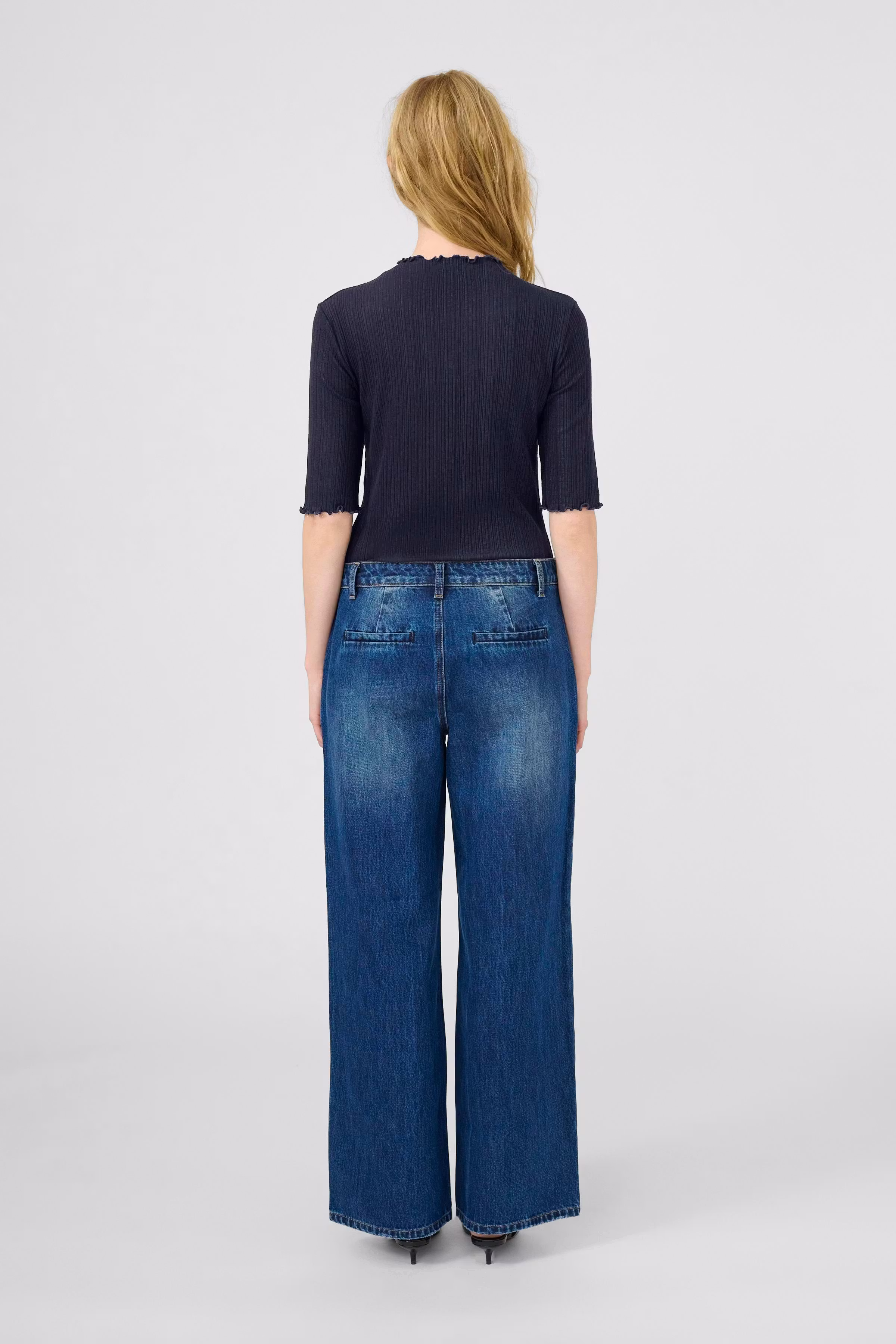 CandaceKB T-shirt LOOKBOOK BACK 10103315-193924