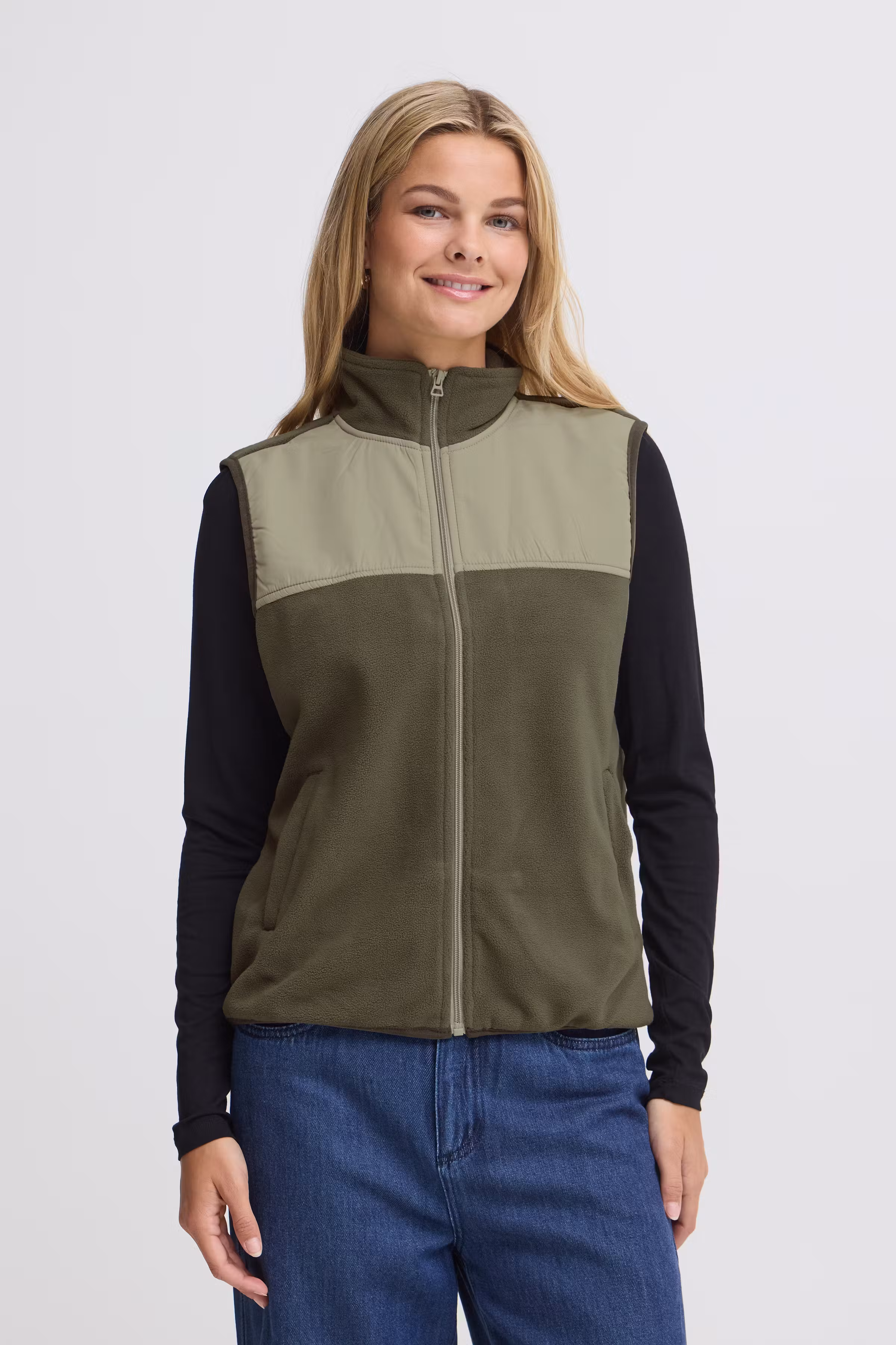 FRFLEA Waistcoat outerwear LOOKBOOK FRONT 20618216-190511