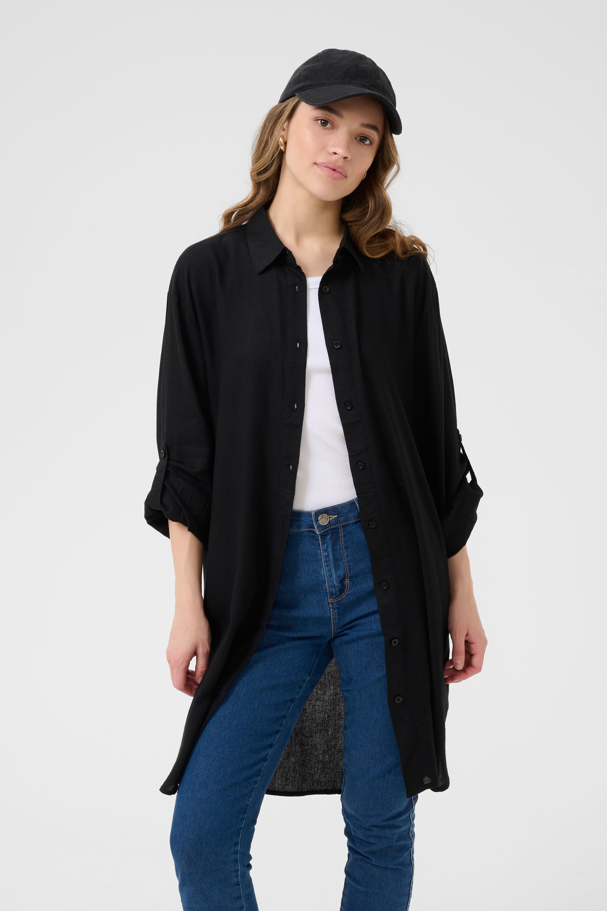 KAmilia Linen shirt LOOKBOOK FRONT 10508311-100121