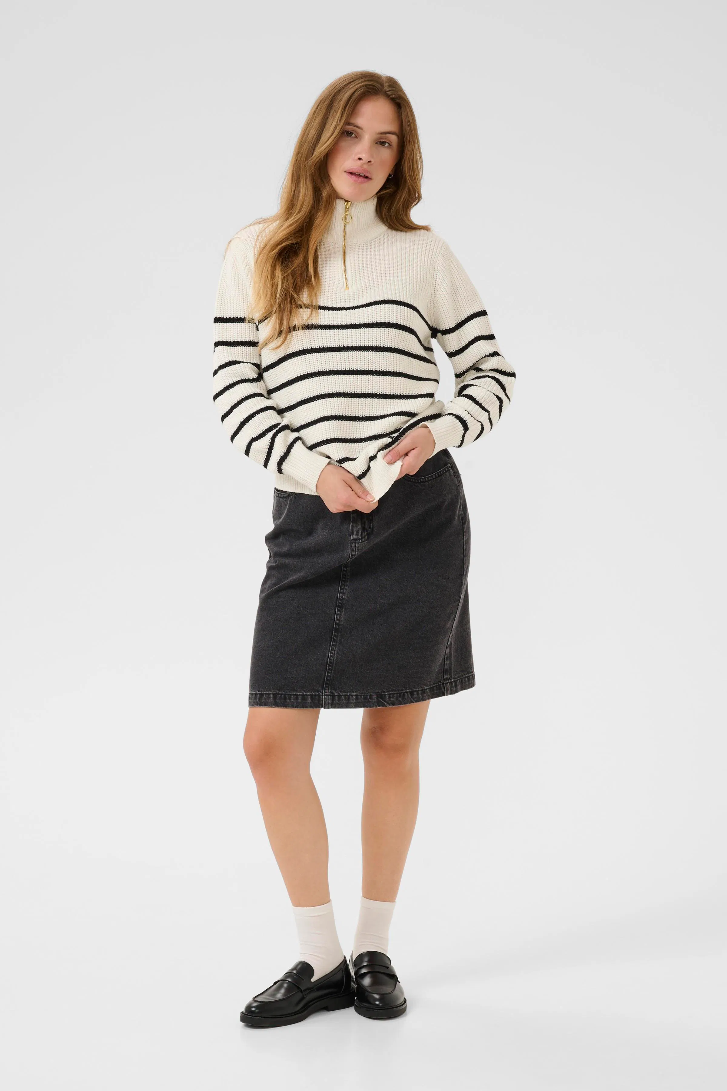 KAlioa Stripet Pullover LOOKBOOK FRONT 10506116-101820