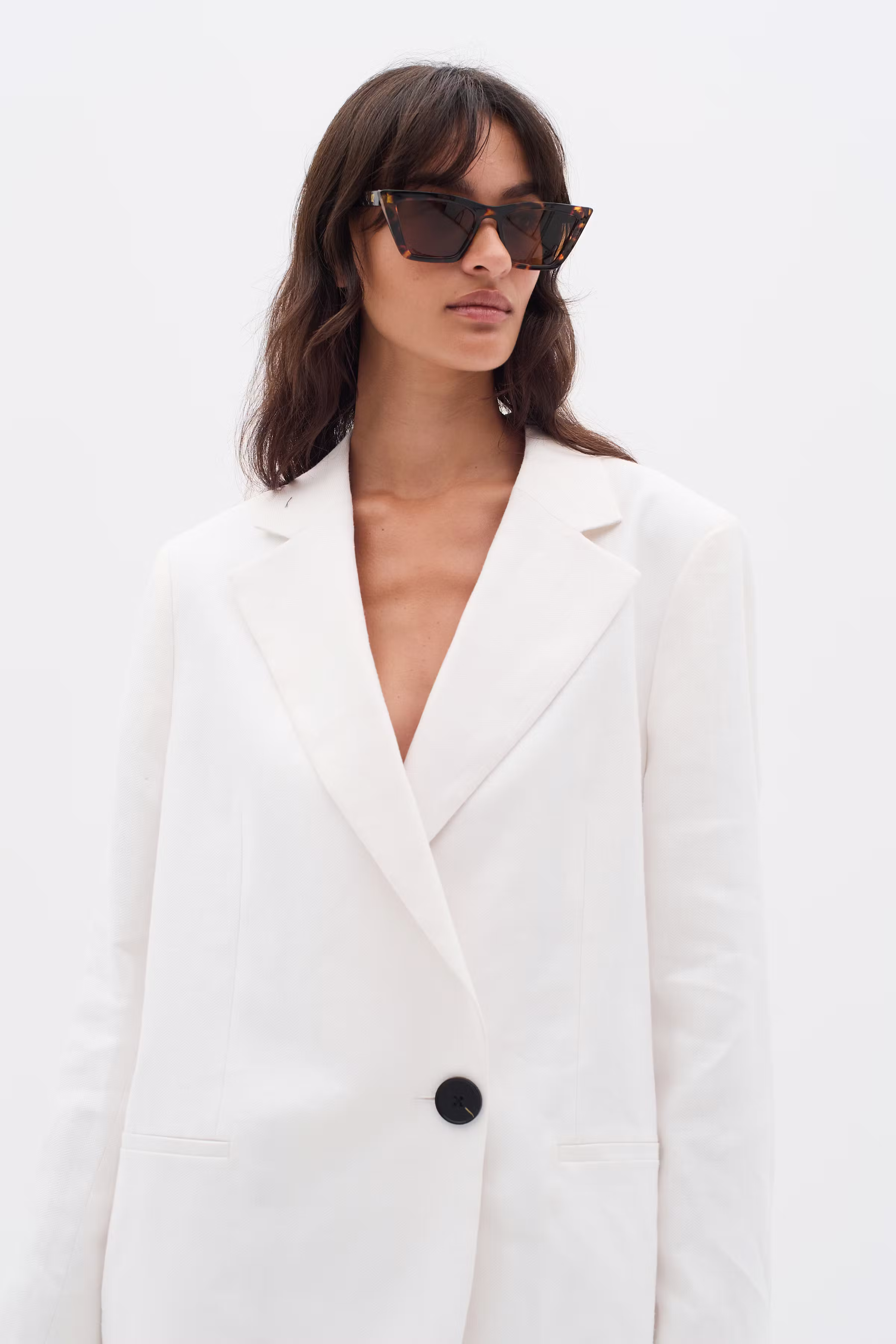 YaizaIW Linen Blazer LOOKBOOK FRONT 30110461-300001