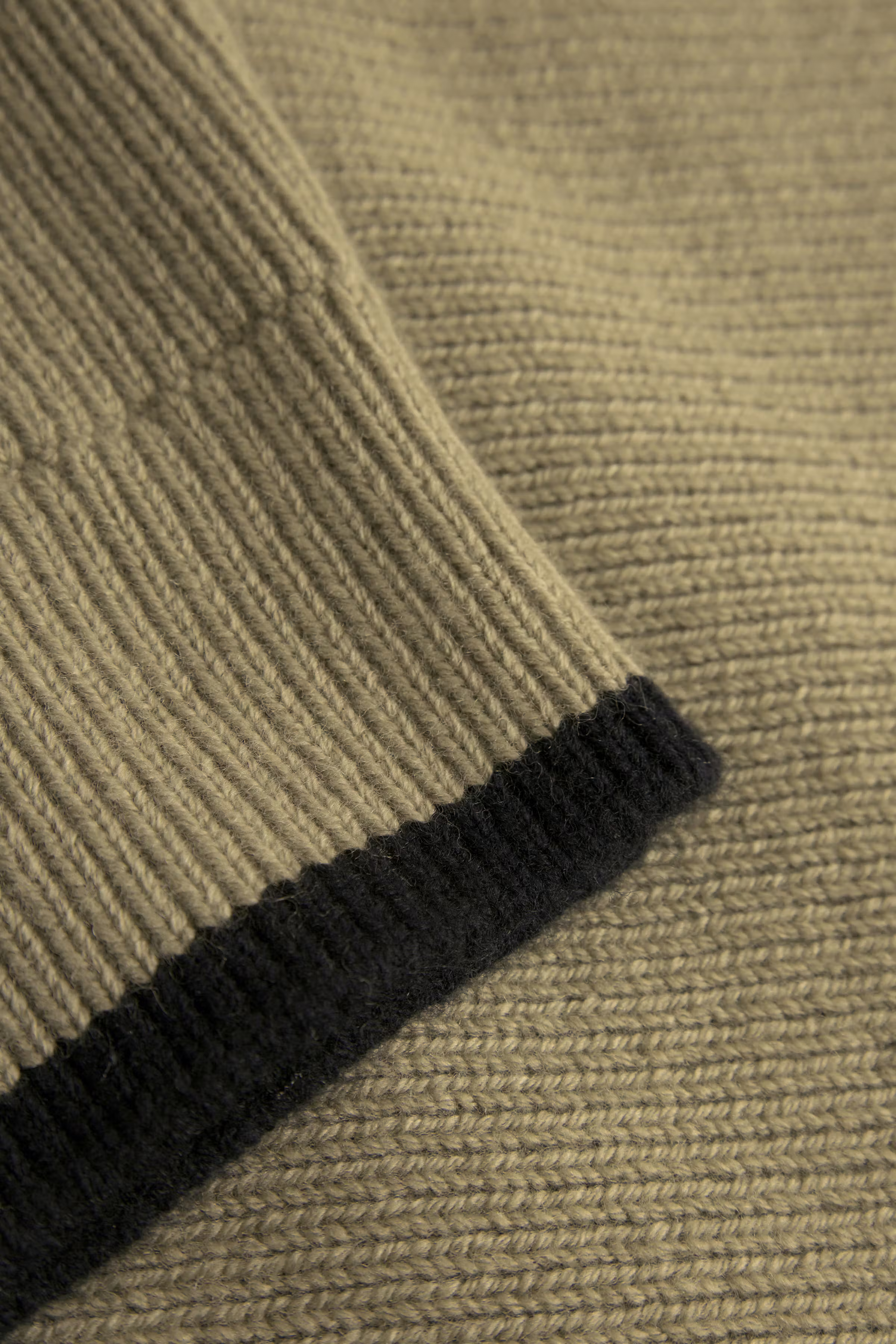 WWCobek Slipover PACK DETAIL 30251521-181108