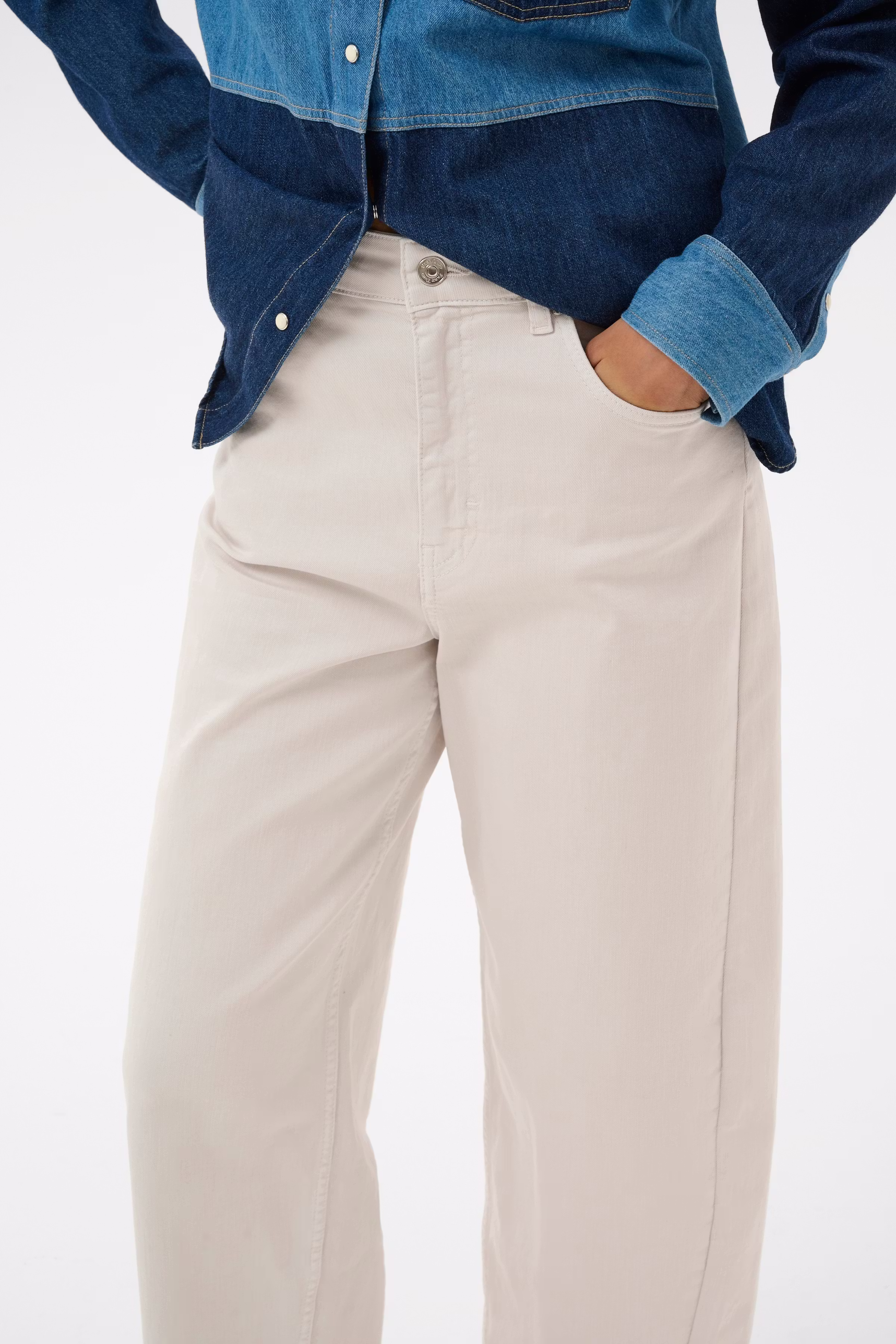 AdelenaPW Jeans LOOKBOOK DETAIL 30310411-144002