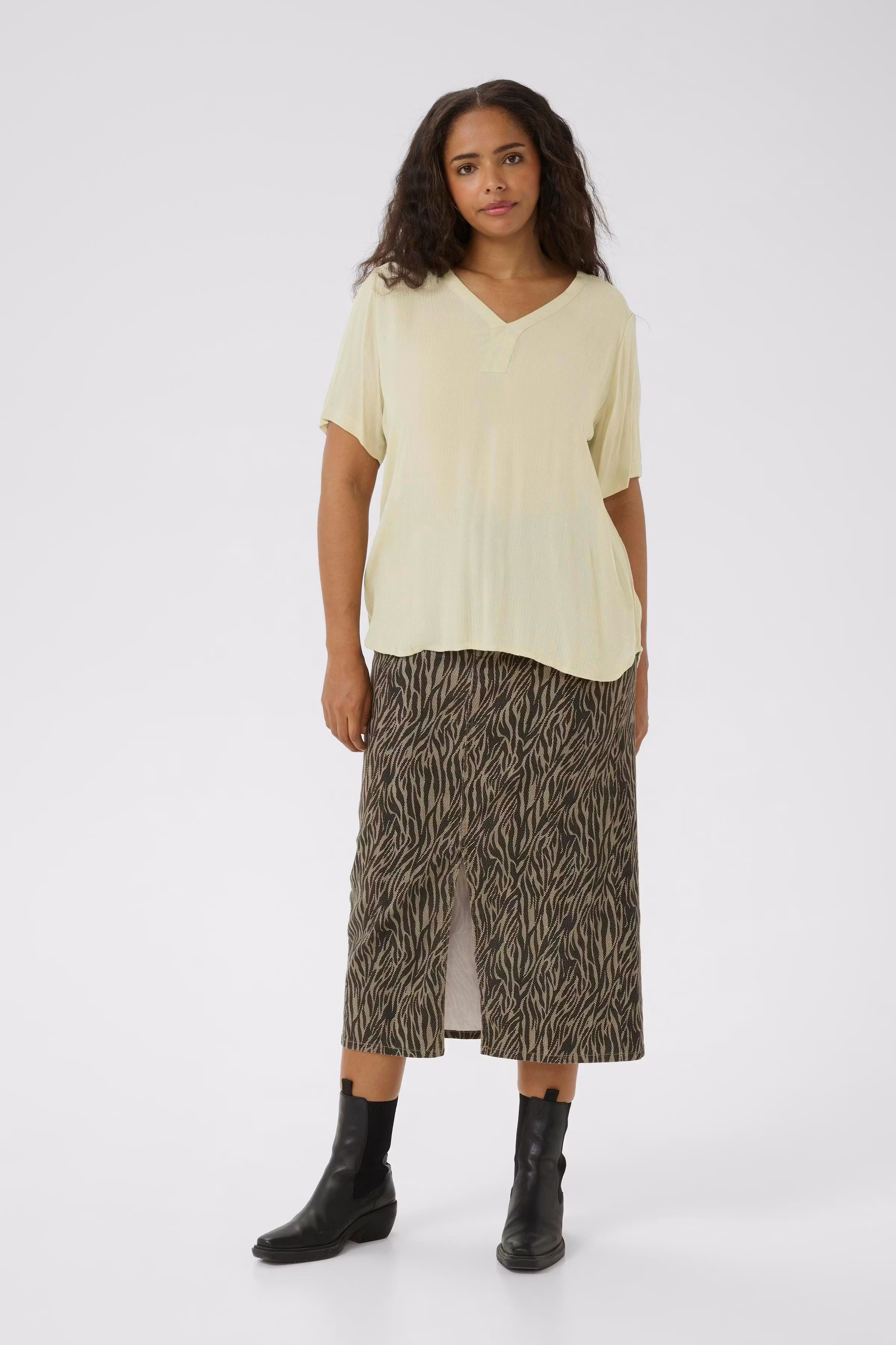 KCami Blouse LOOKBOOK FRONT 10580056-151305