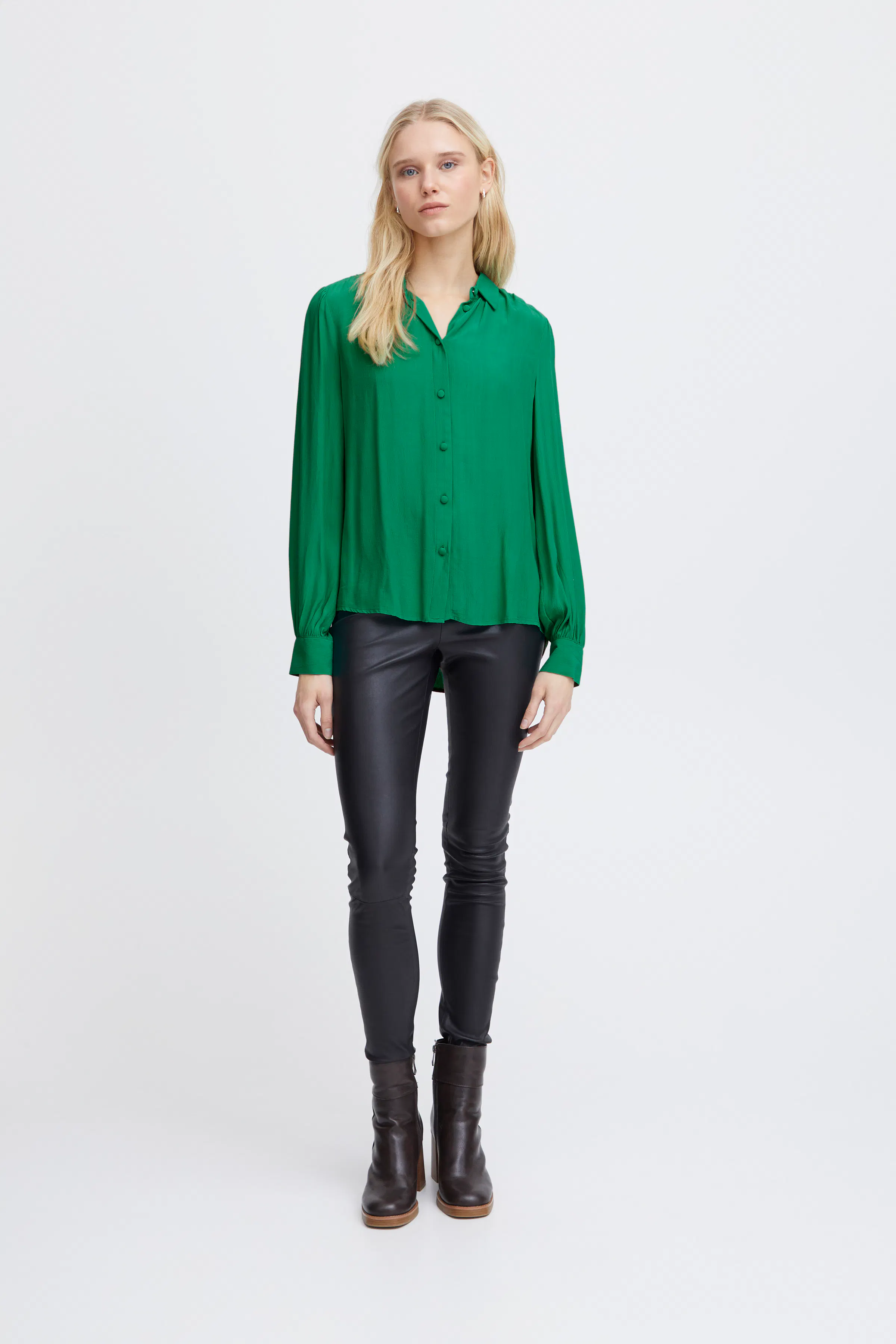 IRNOELLA Shirt LOOKBOOK FRONT 20119601-185841