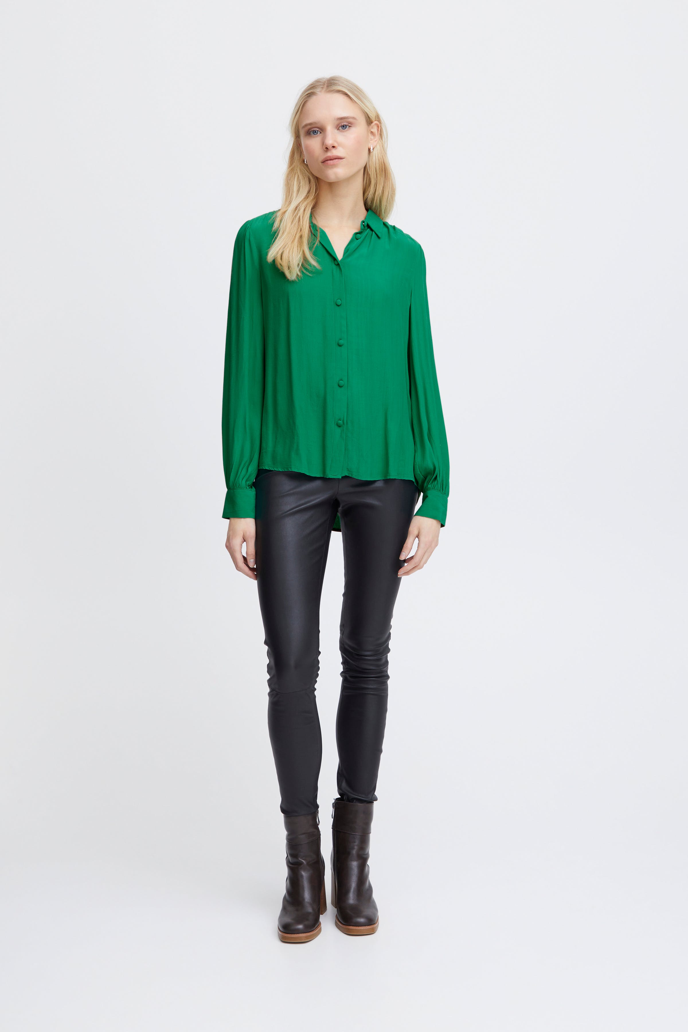 IRNOELLA Skjorte LOOKBOOK FRONT 20119601-185841