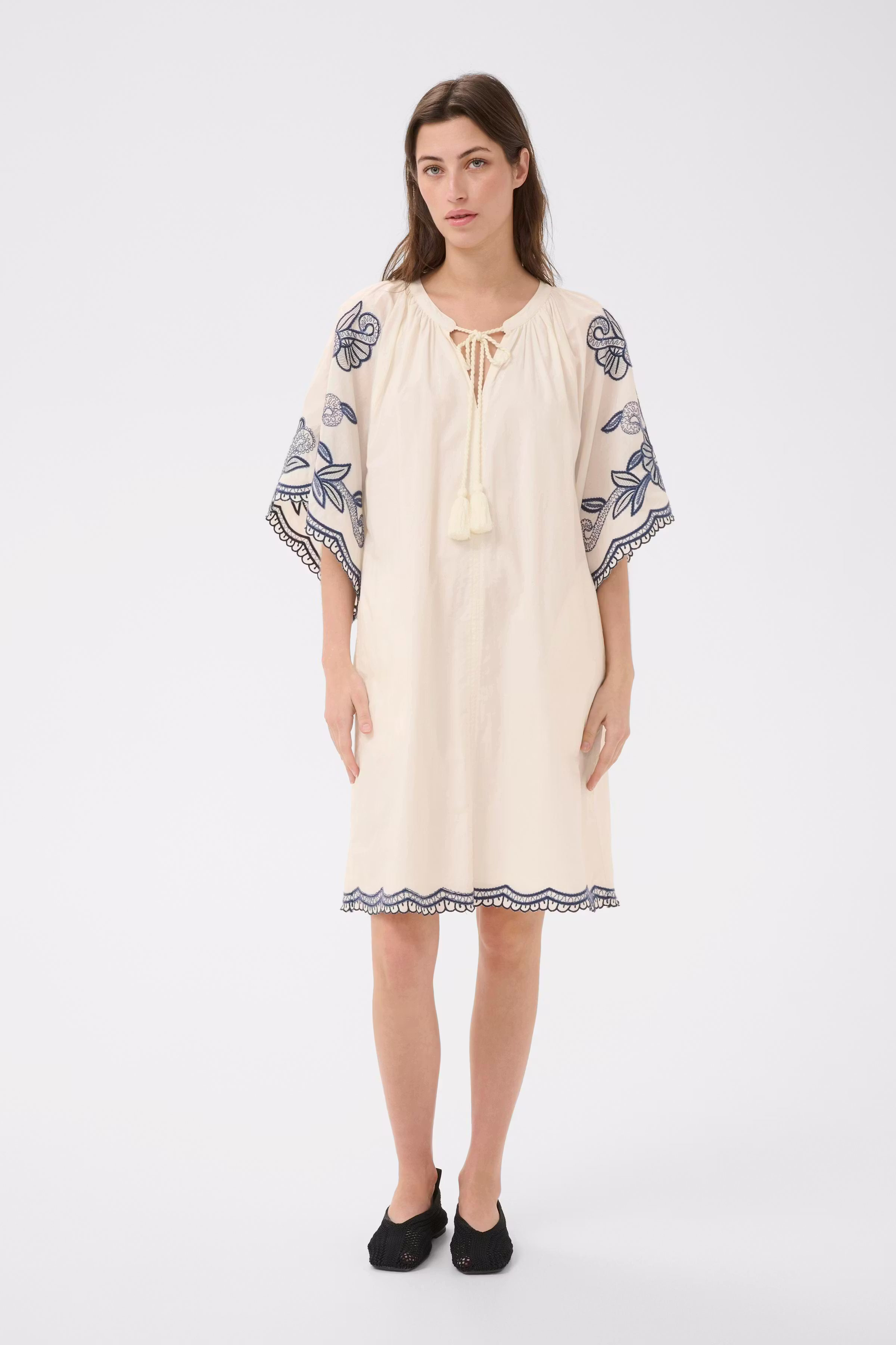 BreannaPW Dress LOOKBOOK FRONT 30310524-304987