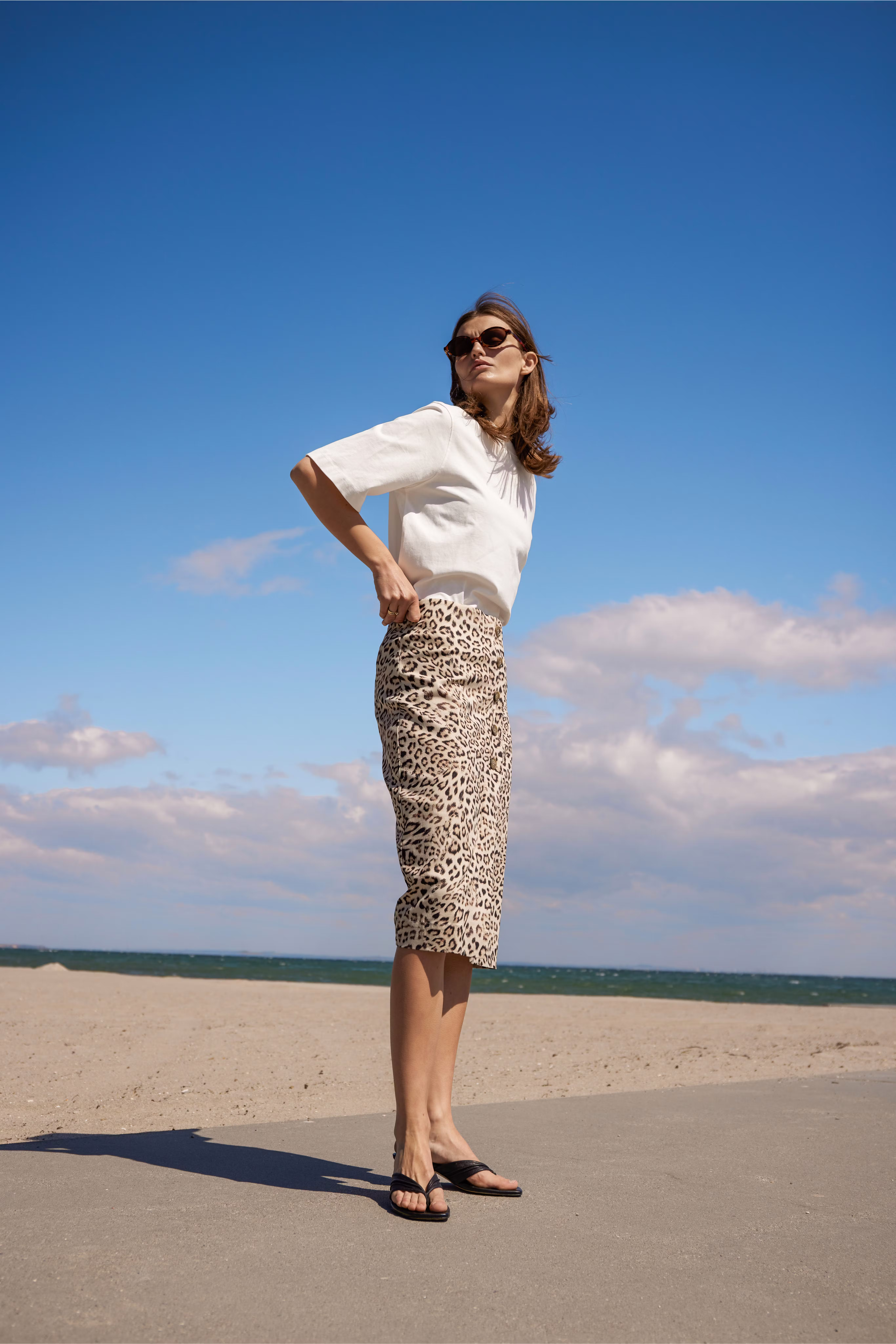 SLJalina Rock LOCATION NONE 30408462-303941