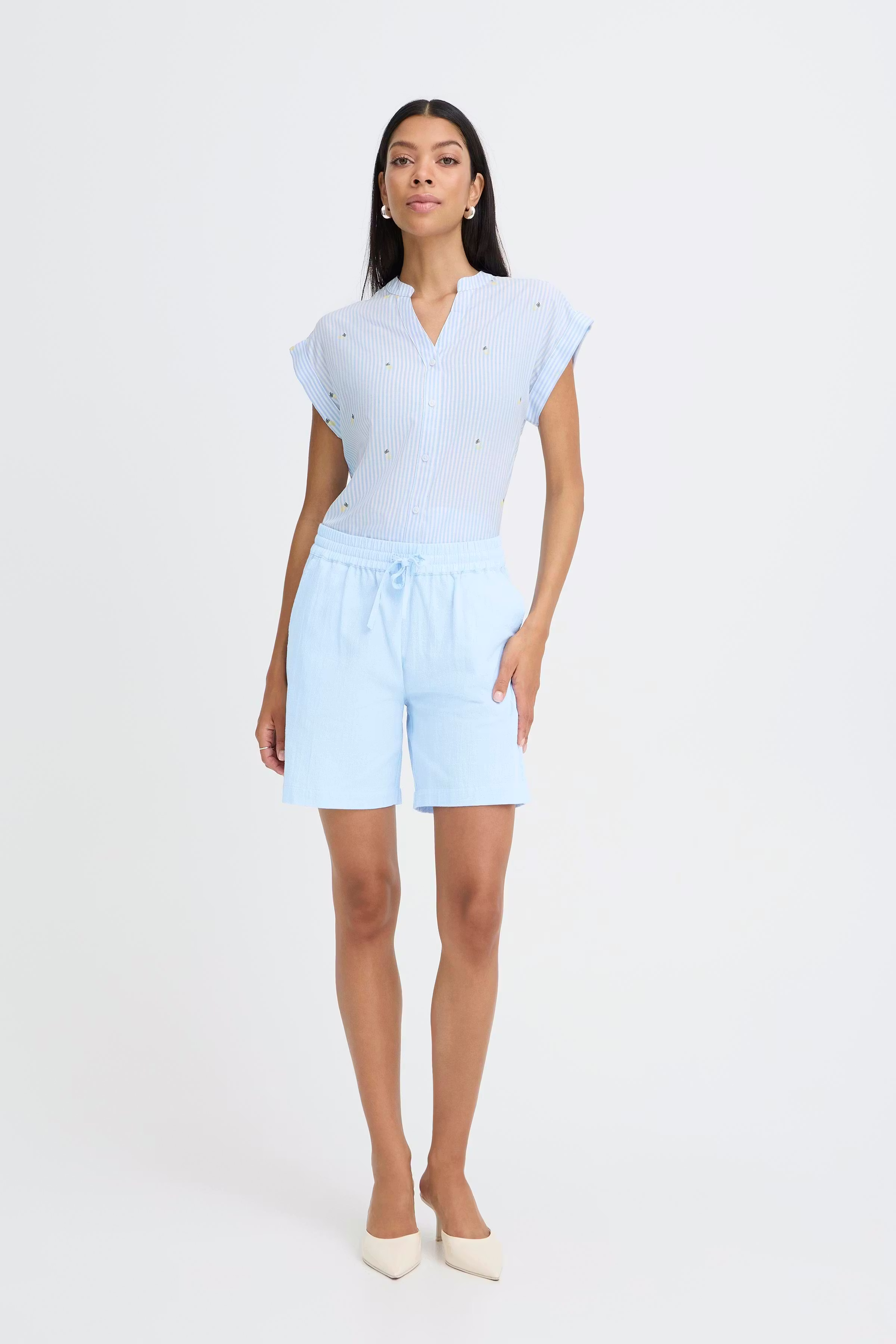 BYELLANA Shorts LOOKBOOK FRONT 20818985-154031