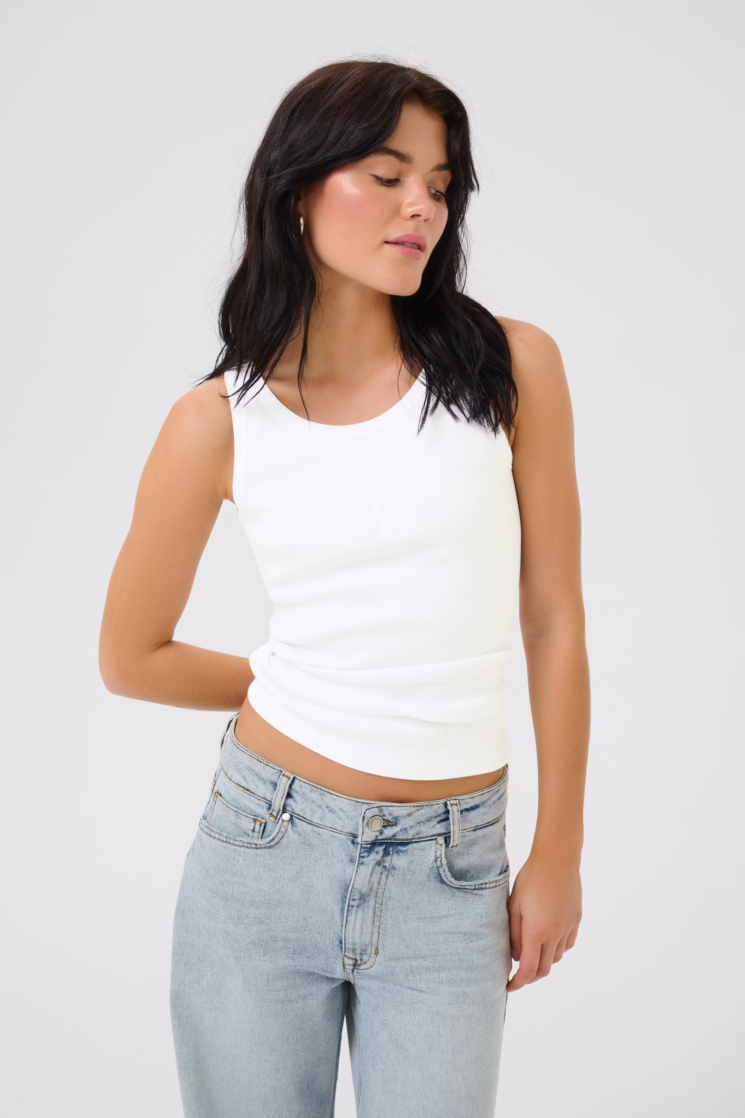 08 THE MANDY TOP LOOKBOOK FRONT 10704858-110601