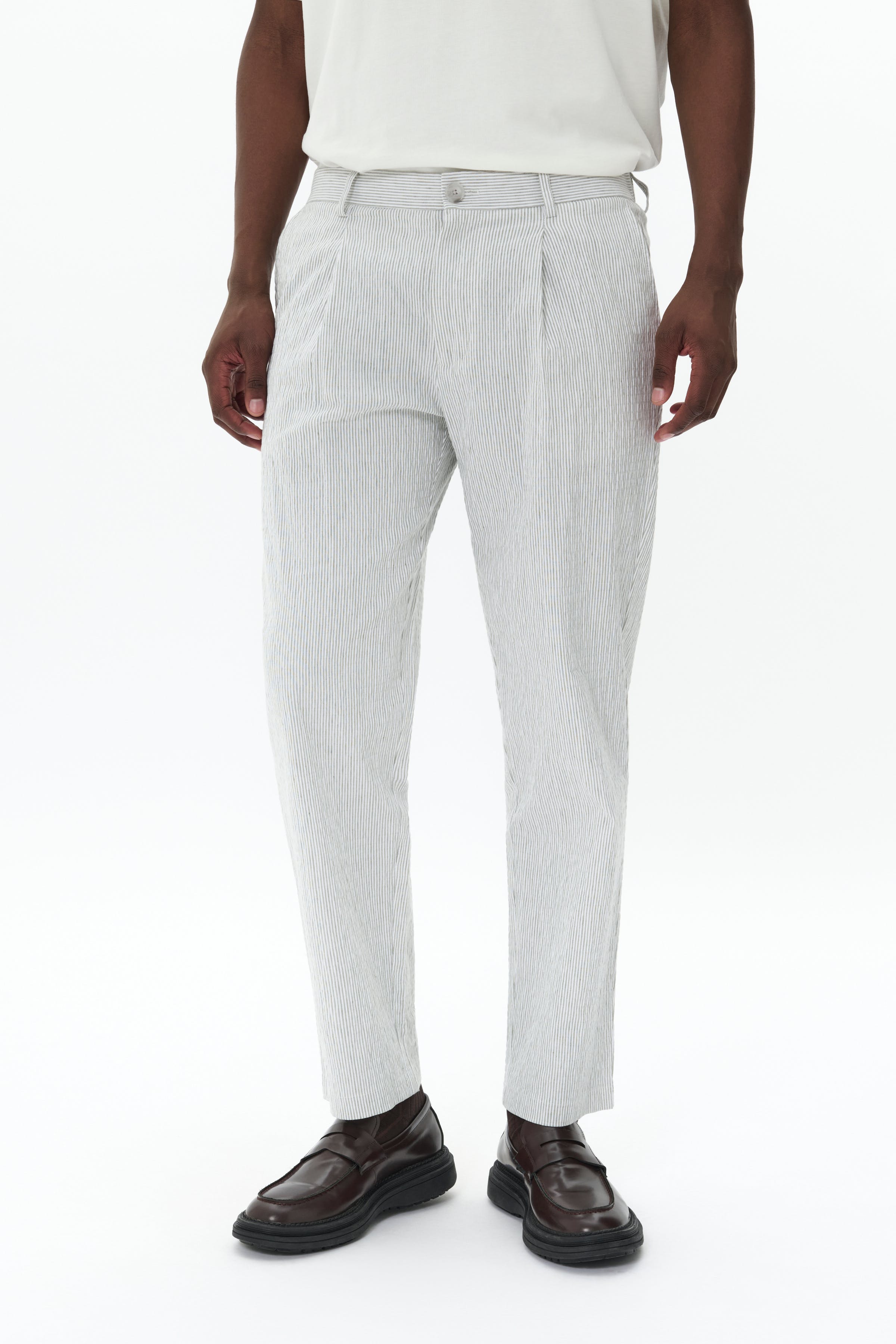 MAHart Trousers LOOKBOOK FRONT 30208494-180312