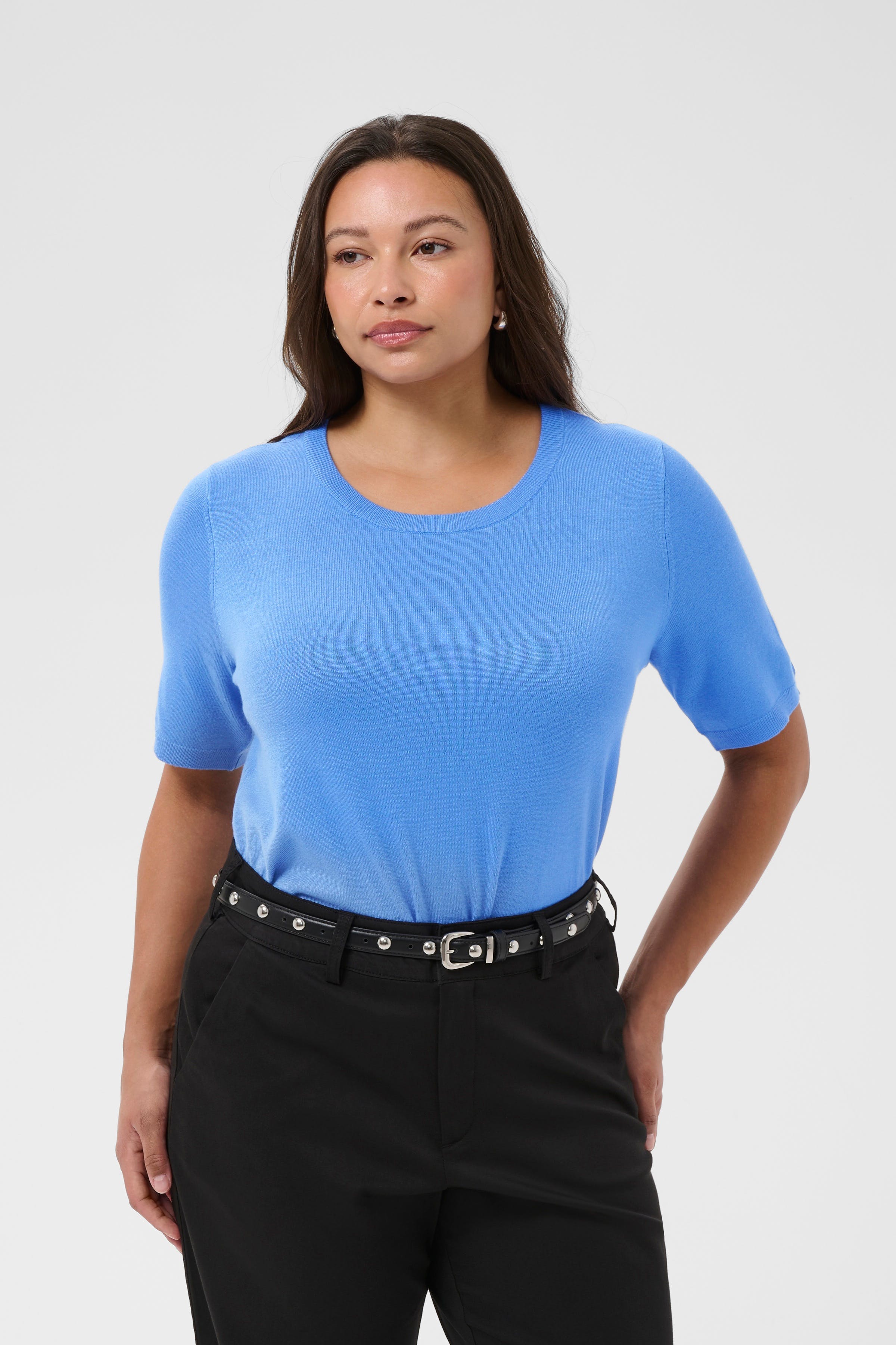 KClizzy Pullover LOOKBOOK FRONT 10582205-174037