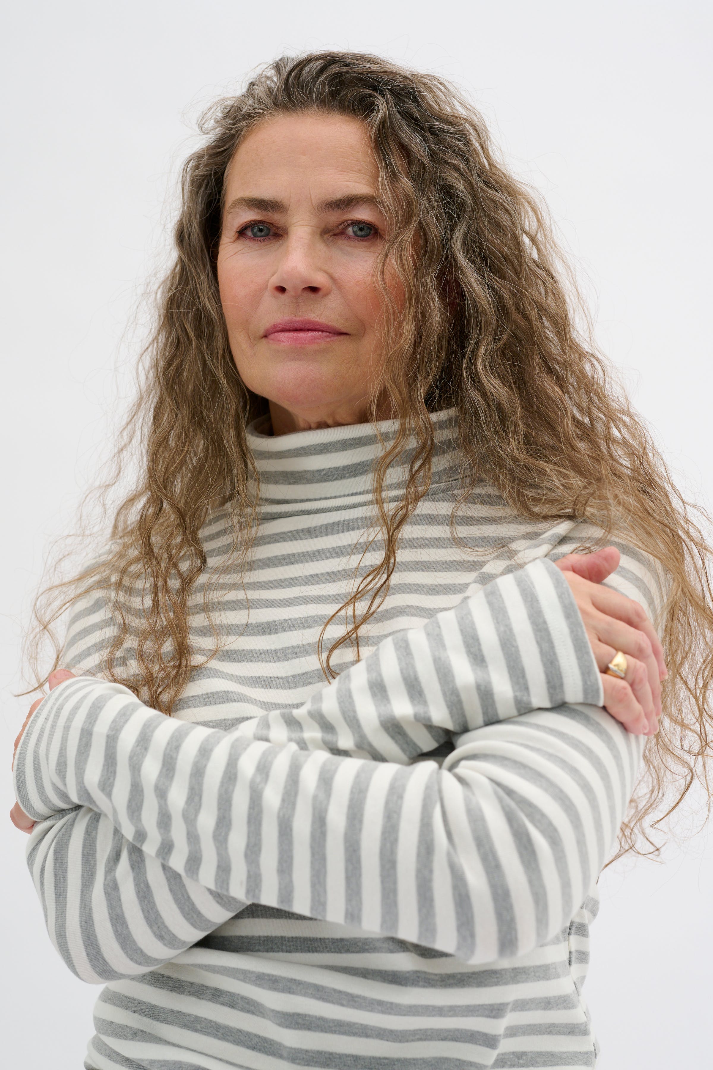 DanaMW Pullover LOOKBOOK FRONT 10704448-105430