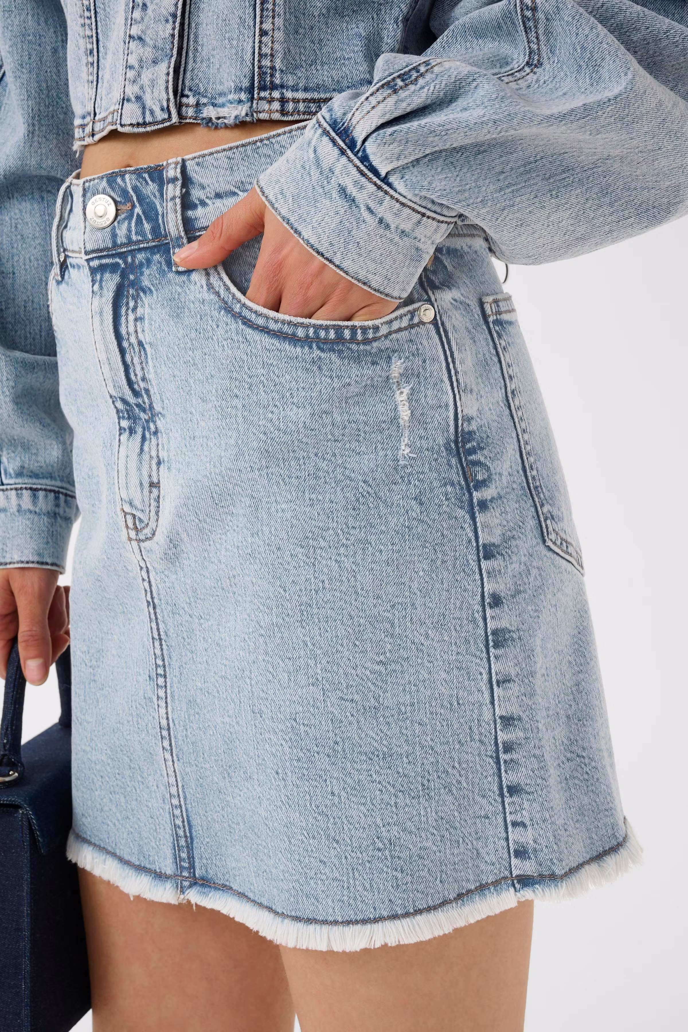 GZdea Jas LOOKBOOK DETAIL 10910382-107868