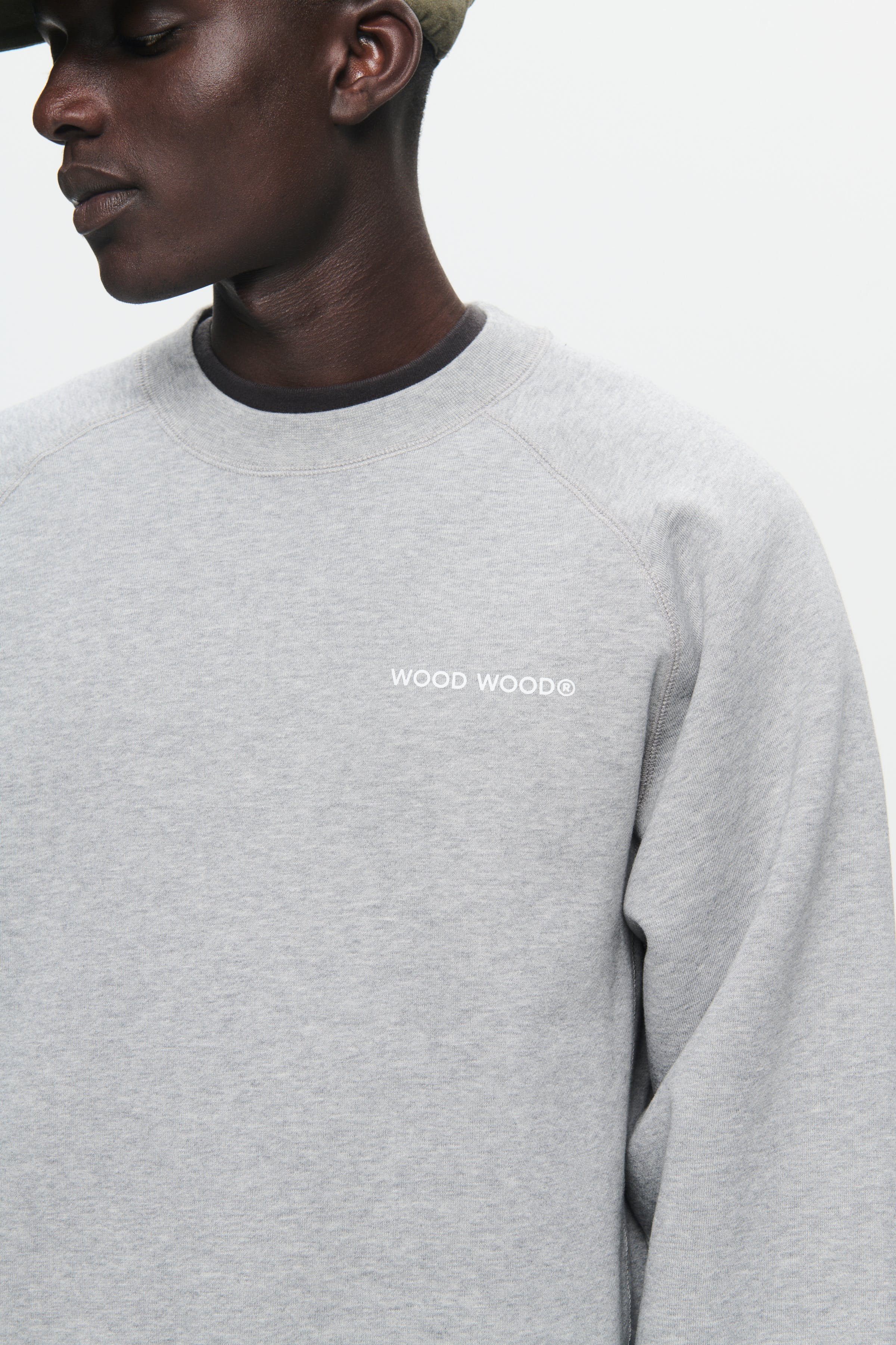 WWHester Sweatshirt LOOKBOOK DETAIL 30251466-303736