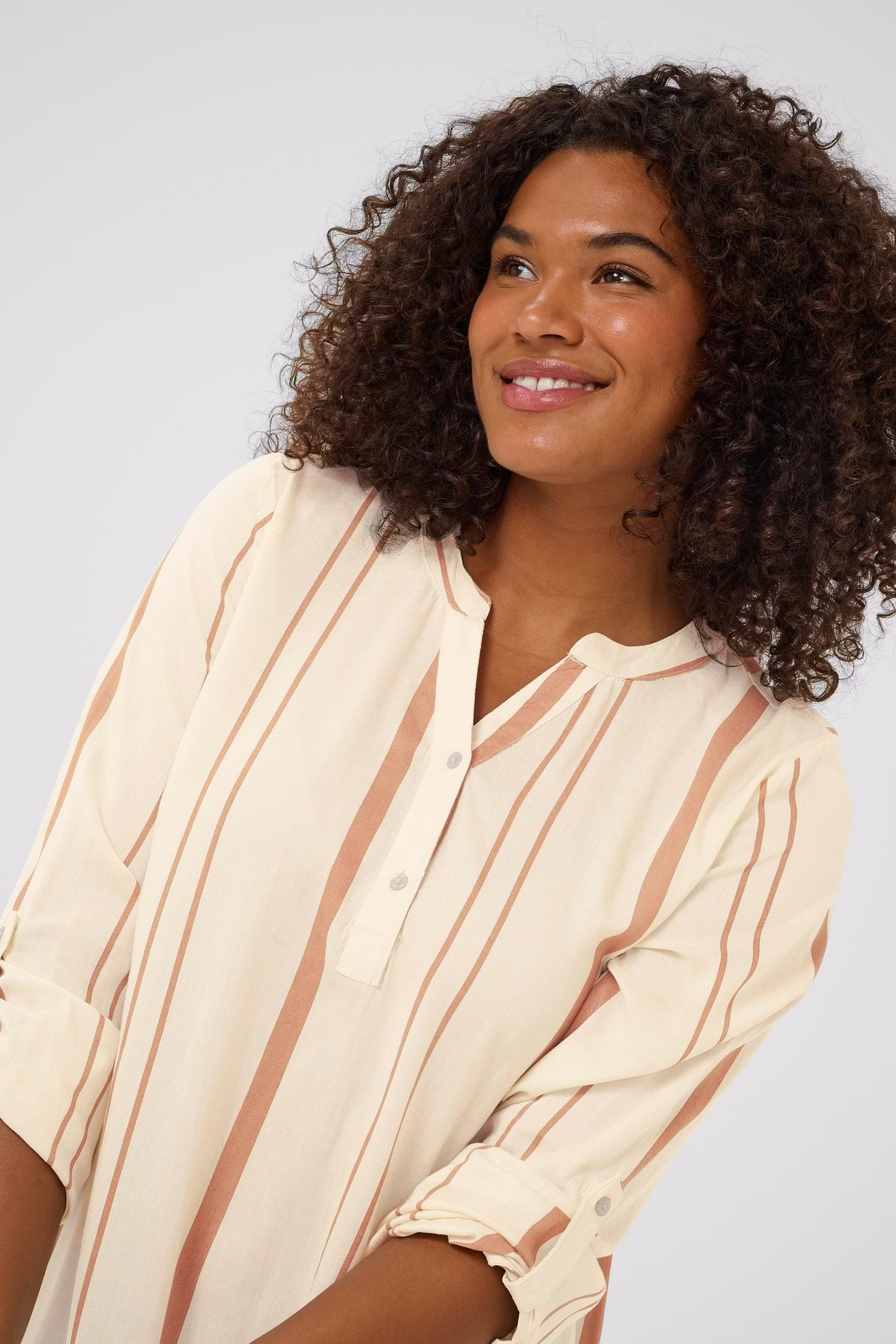 KCmilana Jurk LOOKBOOK DETAIL 10580625-108217